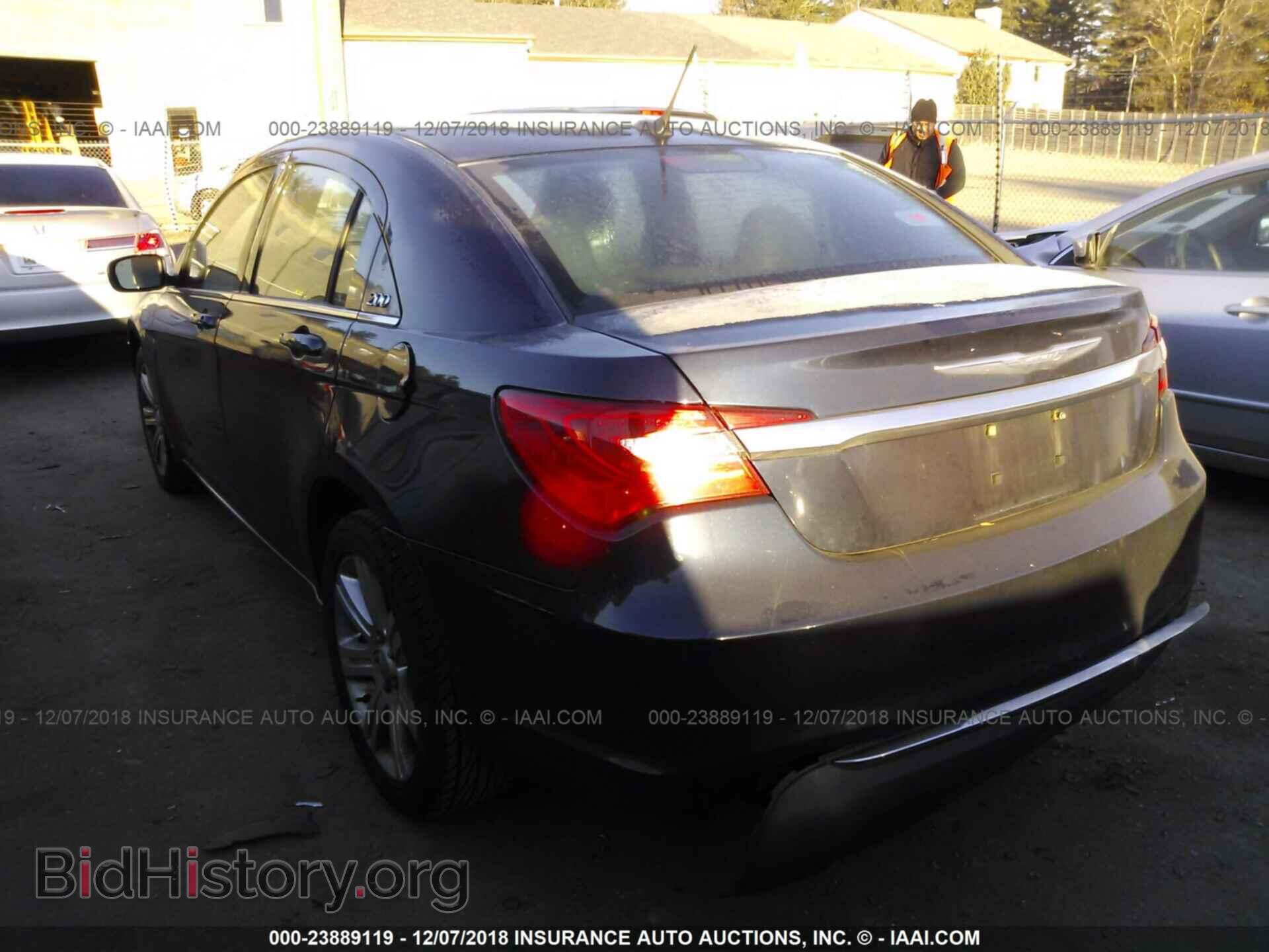 2012 CHRYSLER 200 - VIN: 1C3CCBBB5CN160479 - Фото 3