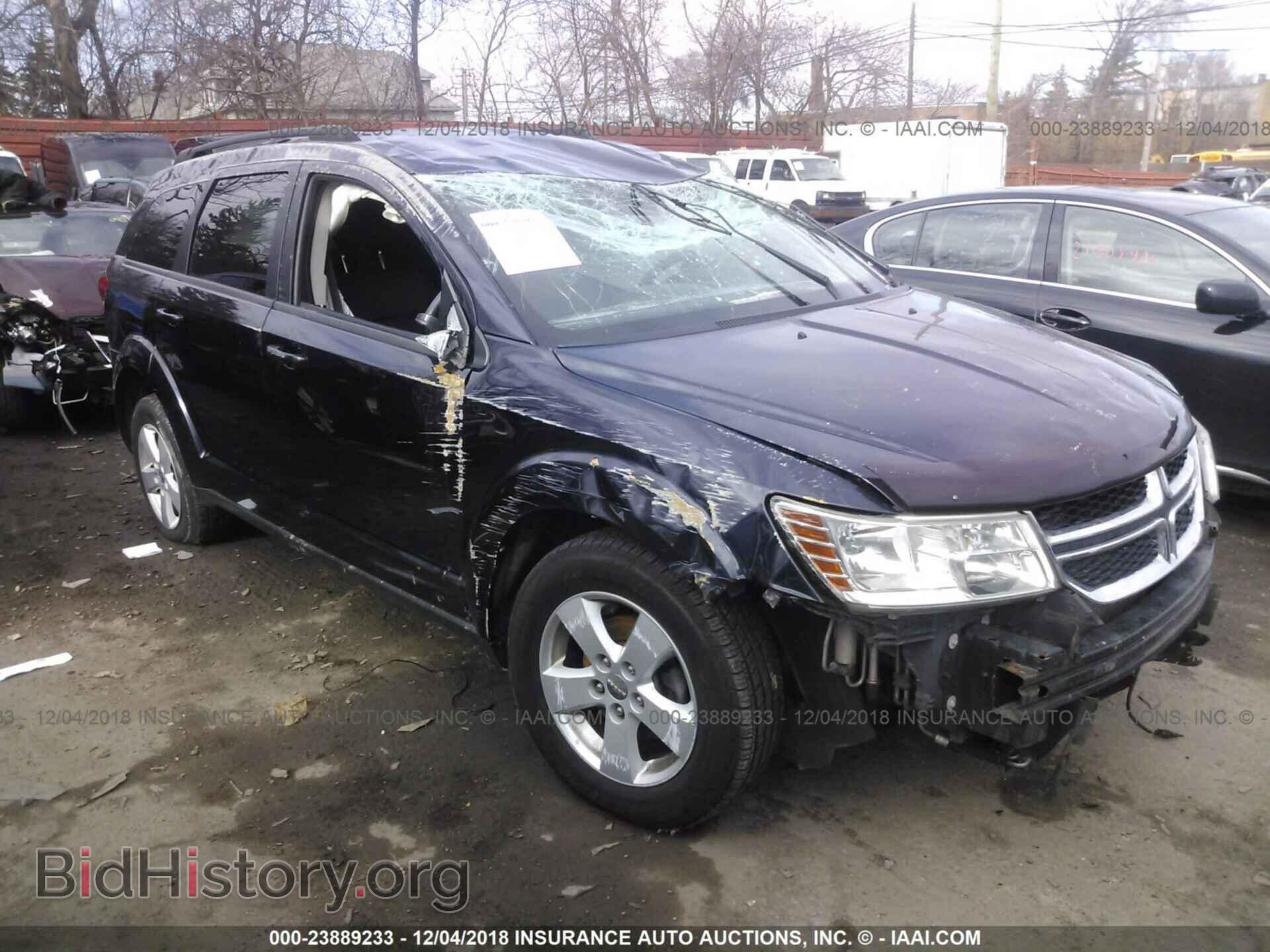 Фотография 3D4PG1FGXBT528111 - DODGE JOURNEY 2011