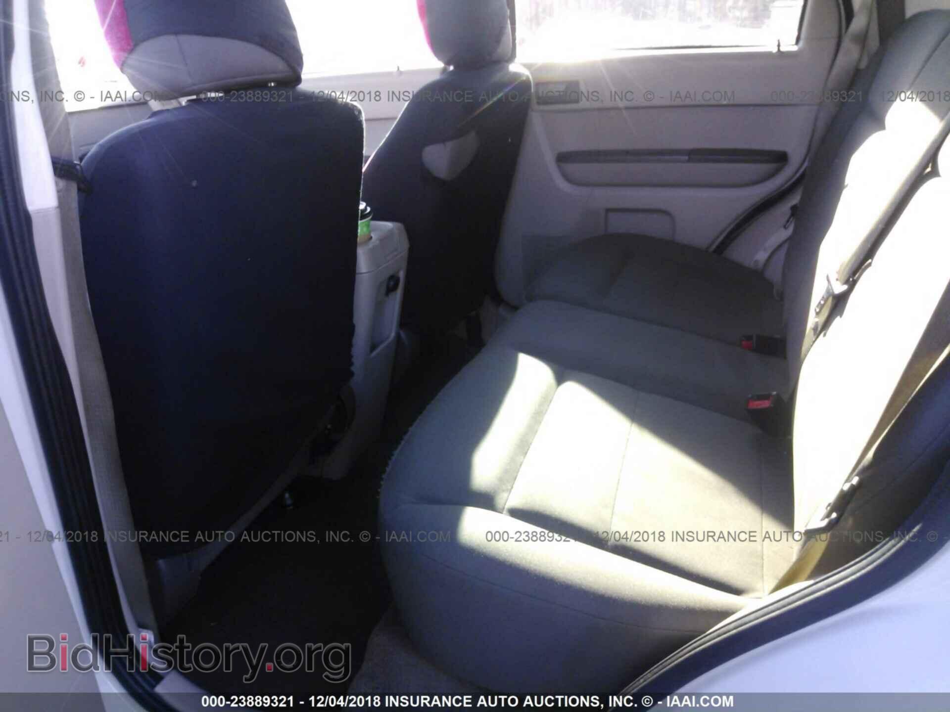 2009 FORD ESCAPE - VIN: 1FMCU02779KD04094 - Photo 8