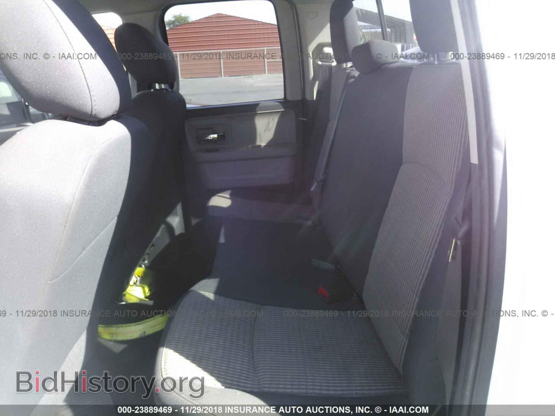 2011 DODGE RAM 1500 - VIN: 1D7RV1GT8BS659827 - Фото 8