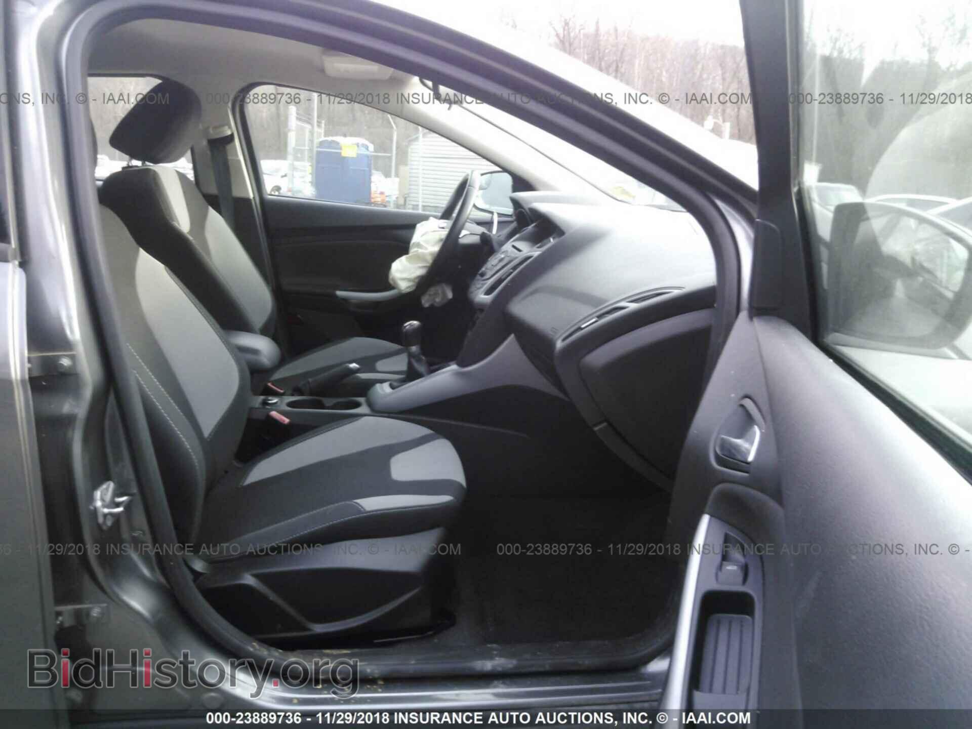 2012 Ford Focus - VIN: 1FAHP3F29CL445113 - Photo 5