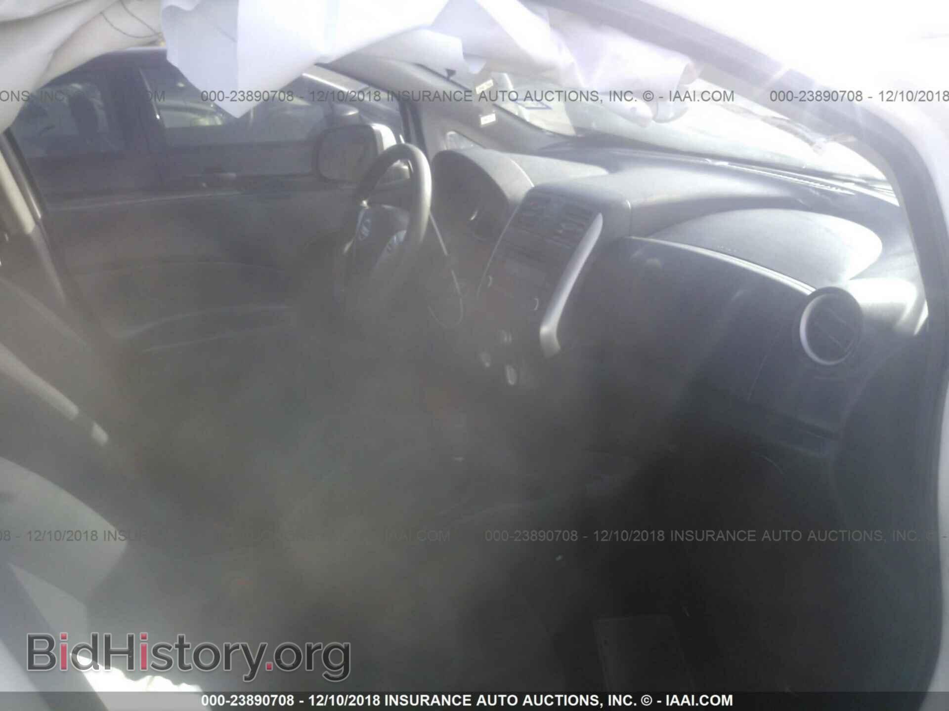 2014 NISSAN VERSA NOTE - VIN: 3N1CE2CP8EL430942 - Photo 5