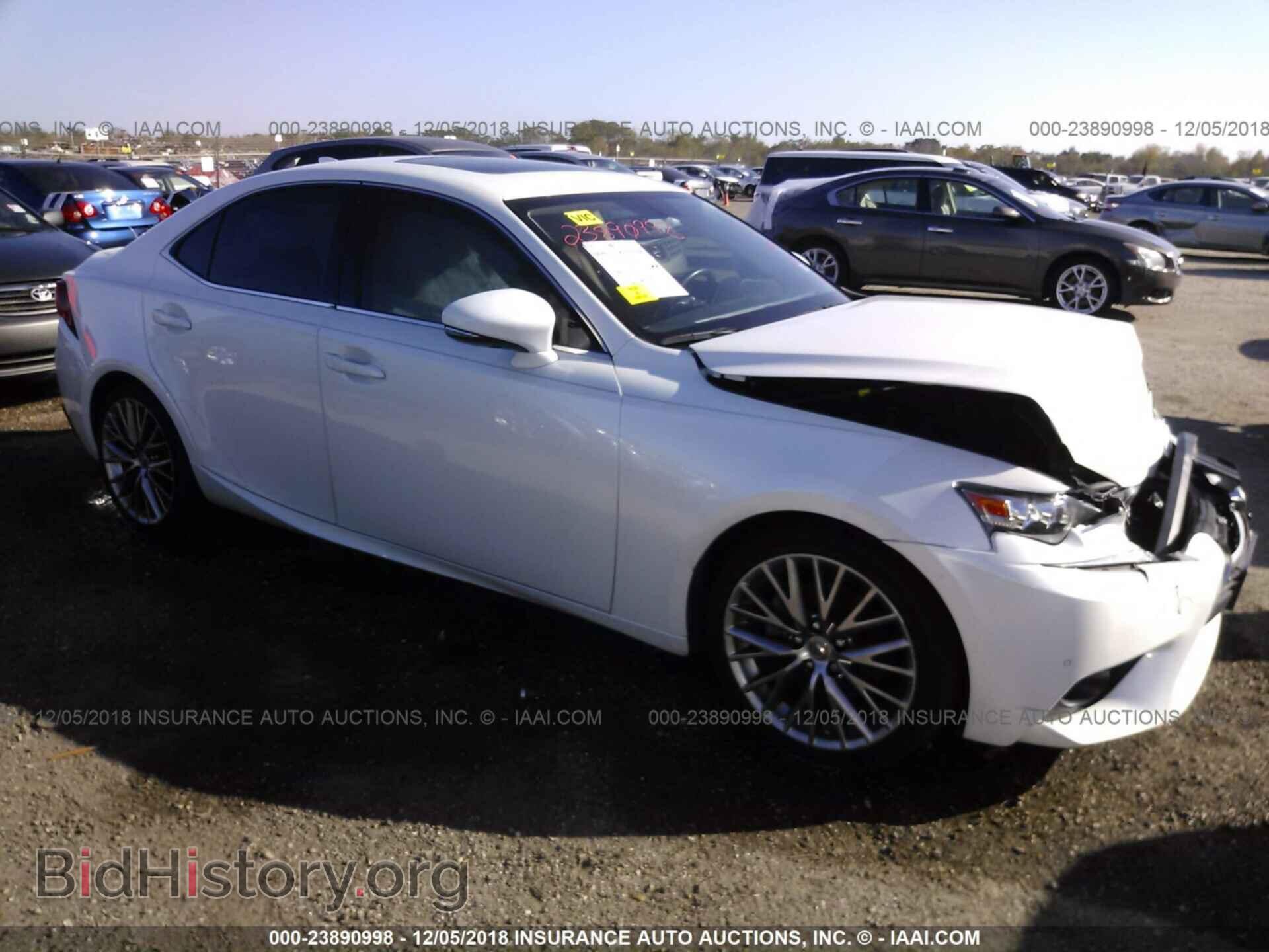 Фотография JTHBF1D25F5050136 - LEXUS IS 2015