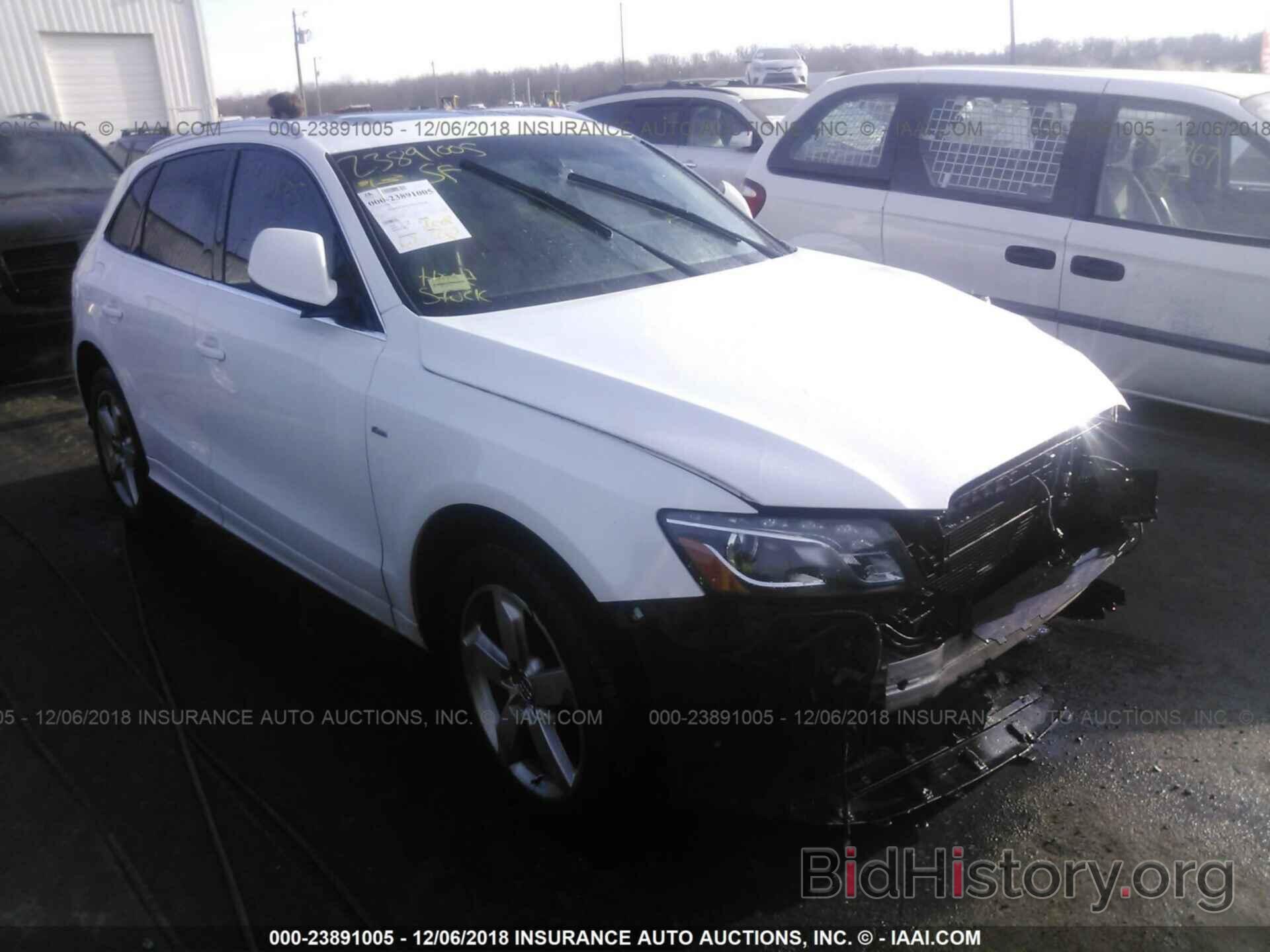 Фотография WA1DKAFP9BA064437 - AUDI Q5 2011