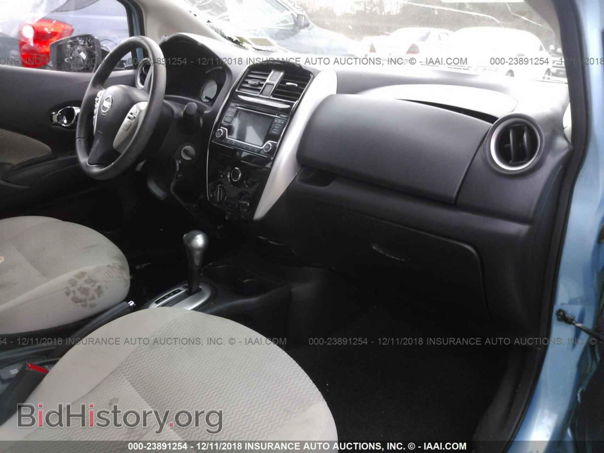 2015 Nissan Versa note - VIN: 3N1CE2CPXFL368610 - Фото 5
