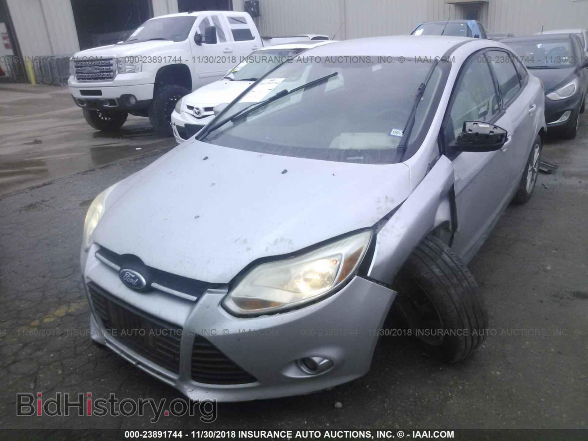 2012 FORD FOCUS - VIN: 1FAHP3F22CL302827 - Photo 2