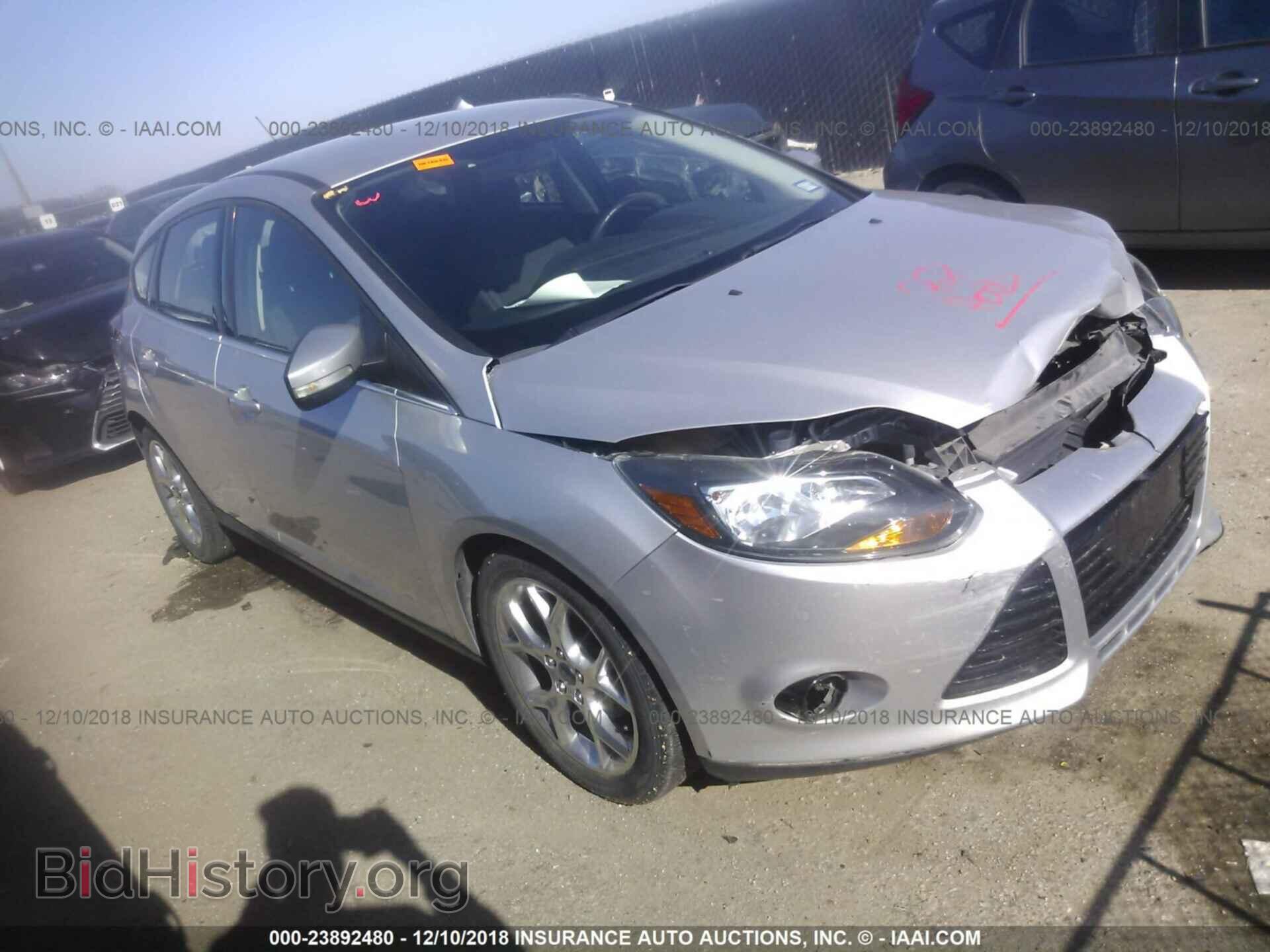 Photo 1FAHP3N28CL403016 - FORD FOCUS 2012