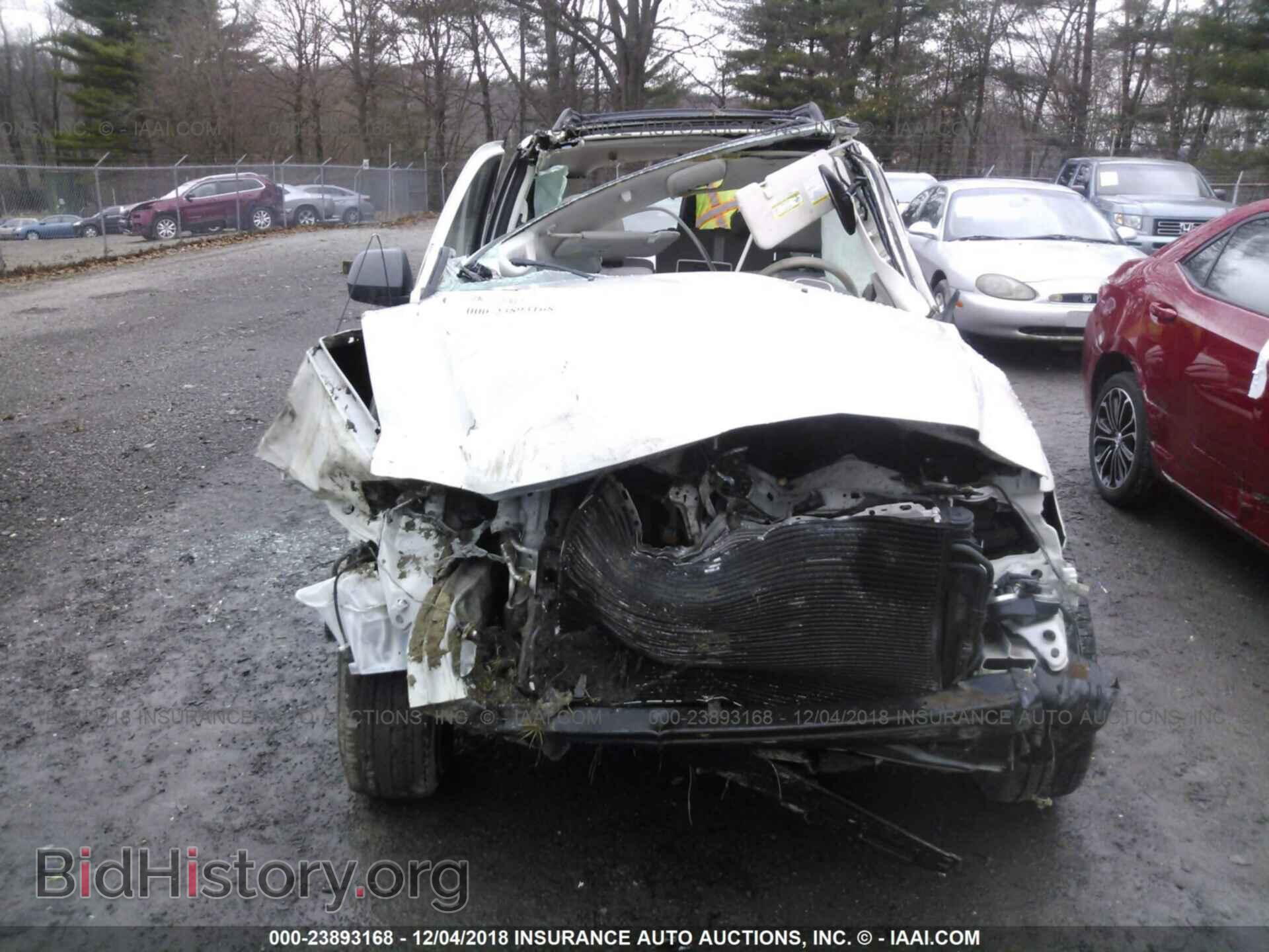 2011 FORD ESCAPE - VIN: 1FMCU0D77BKC61282 - Фото 6