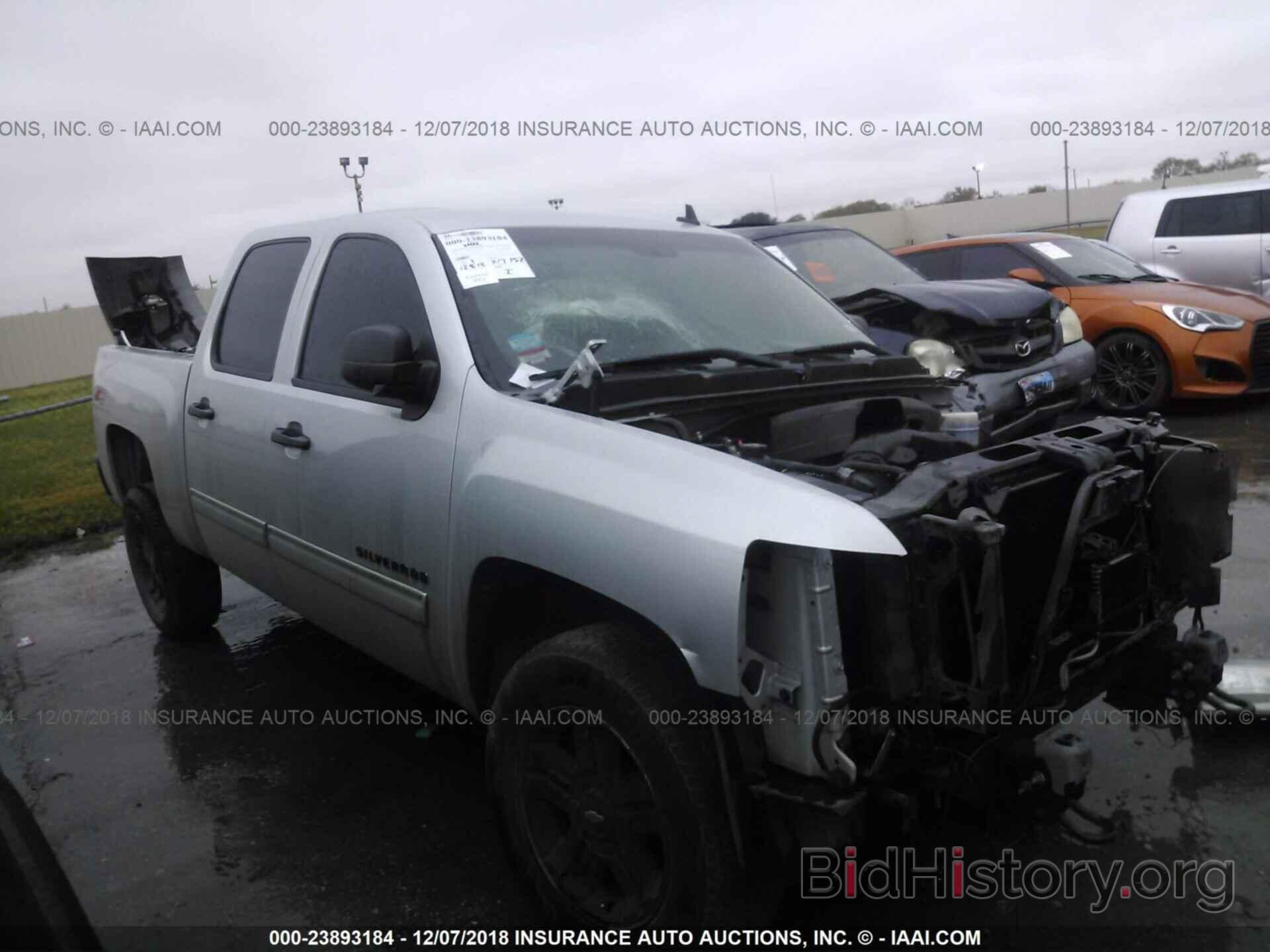 Photo 3GCPKSE3XBG377649 - CHEVROLET SILVERADO 2011