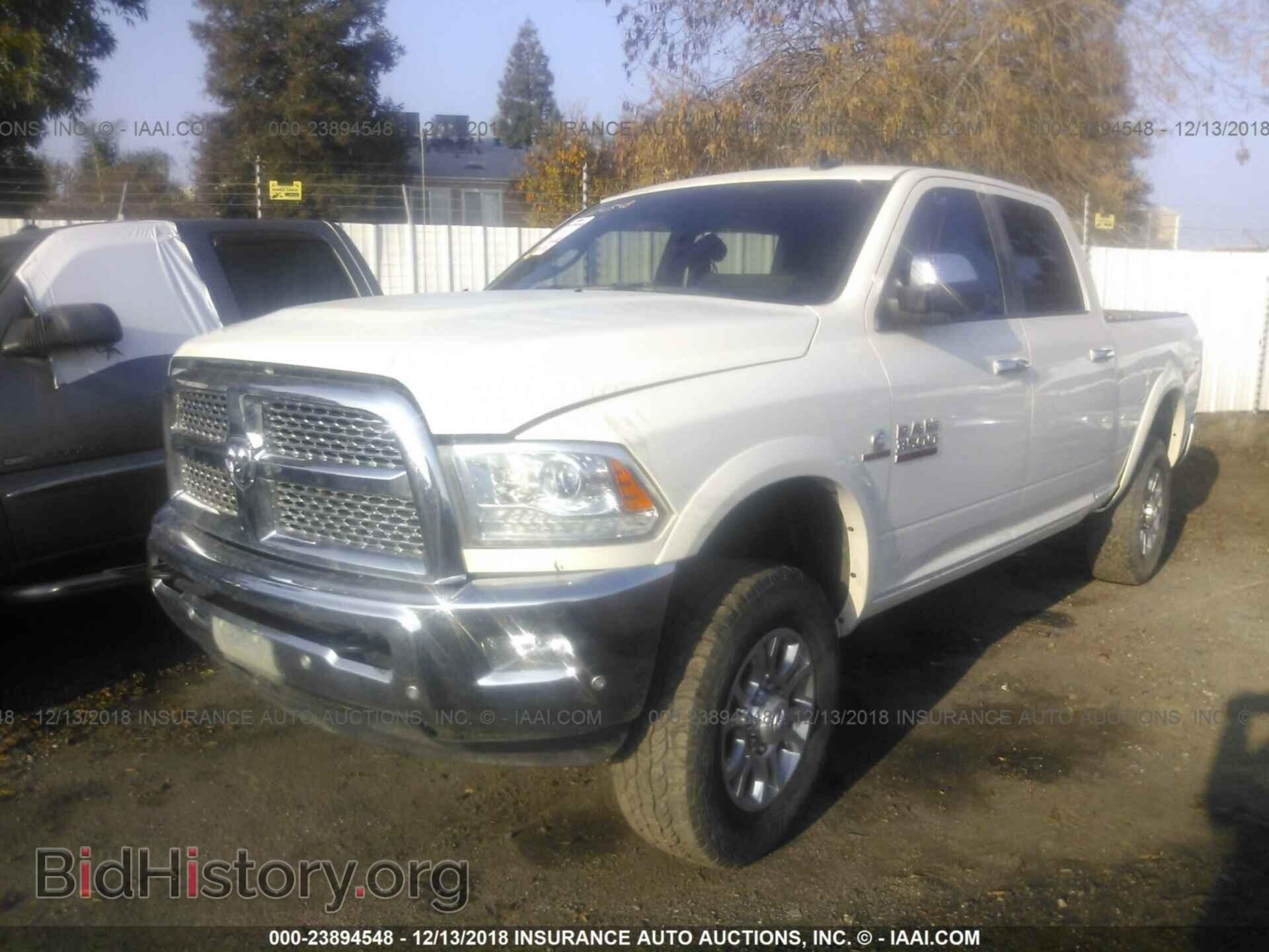 2017 RAM 3500 - VIN: 3C63R3EL5HG545679 - Photo 2