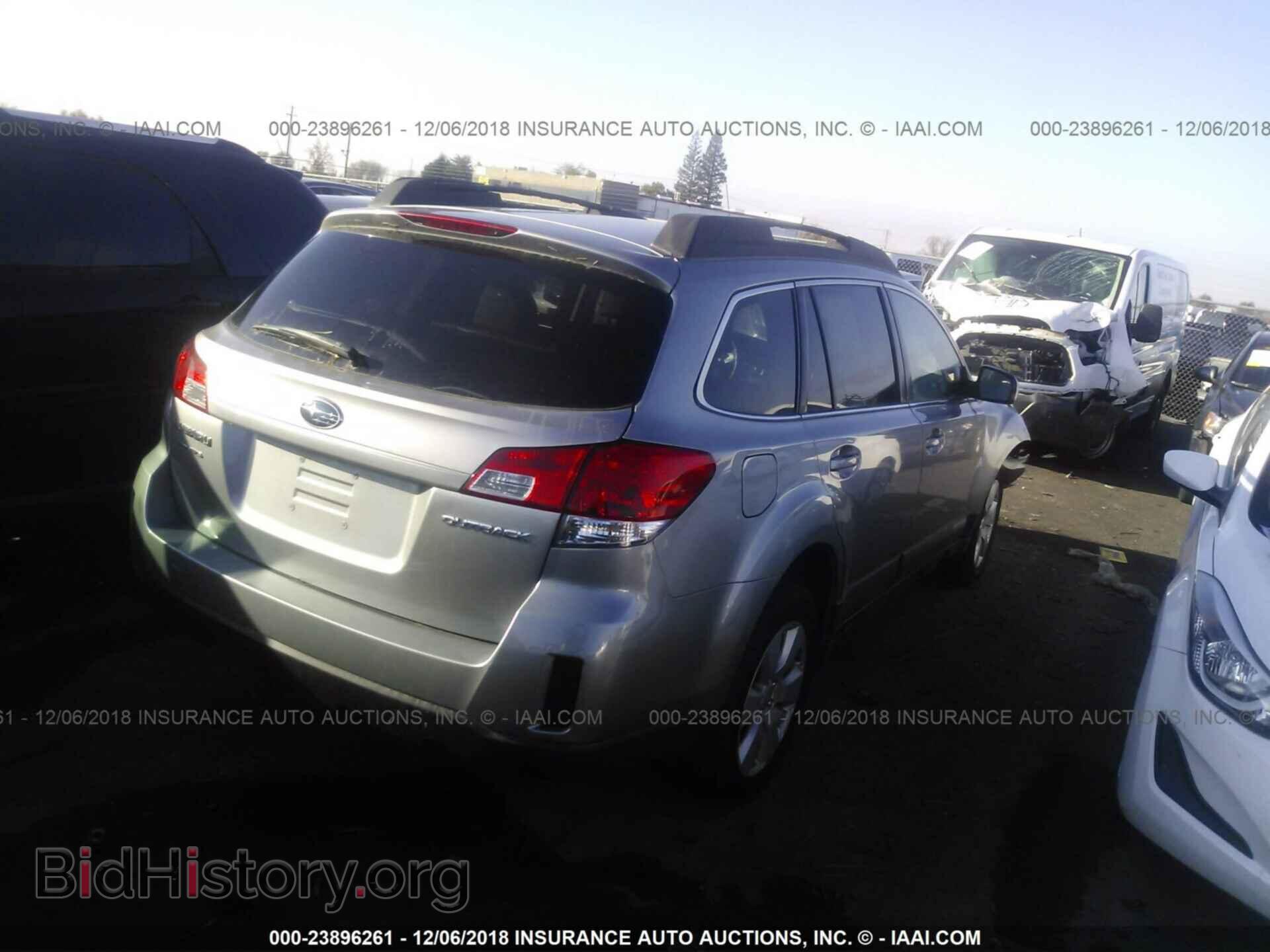 2010 SUBARU OUTBACK - VIN: 4S4BRBKC8A3324794 - Фото 4