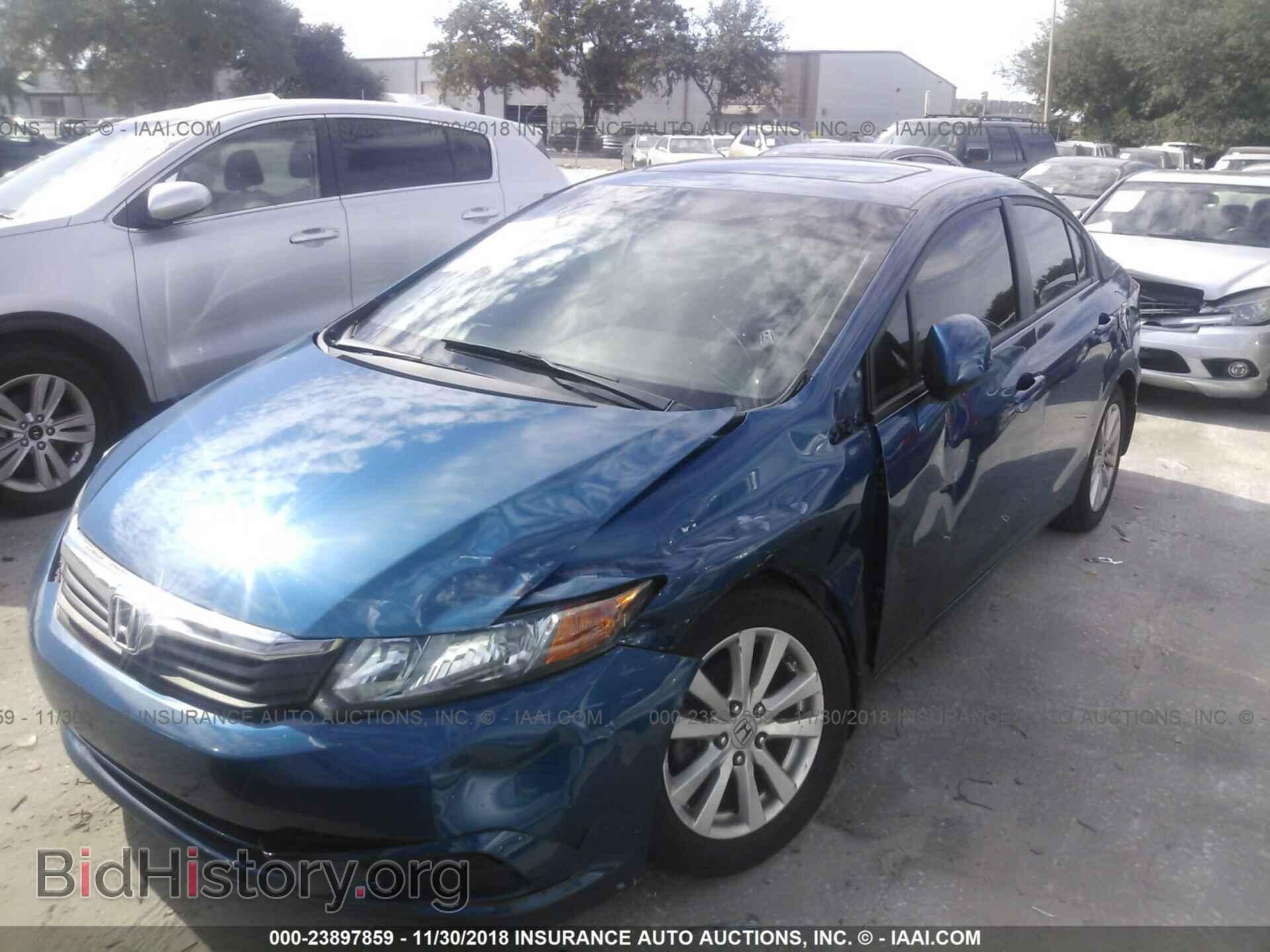2012 Honda Civic - VIN: 19XFB2F83CE080550 - Фото 2