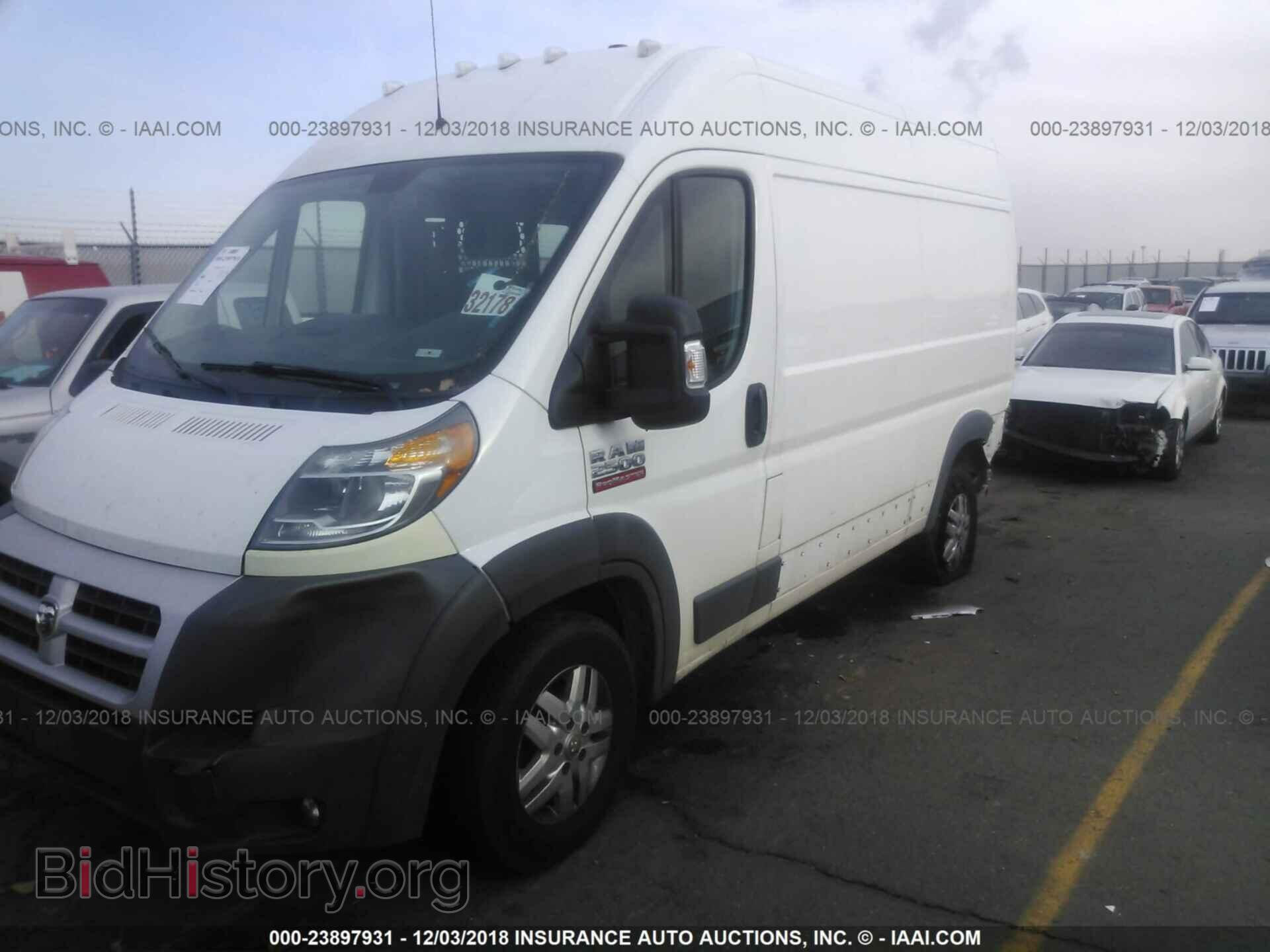 2014 RAM PROMASTER 2500 - VIN: 3C6TRVCG7EE112275 - Фото 2