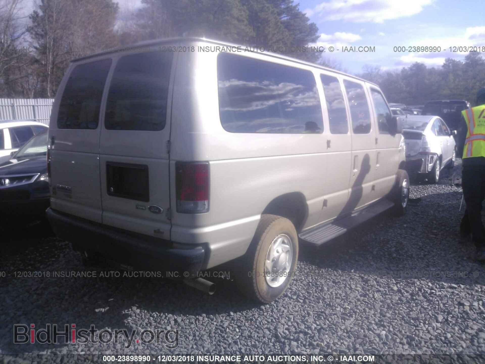 2011 Ford Econoline - VIN: 1FBNE3BL0BDB39237 - Фото 4