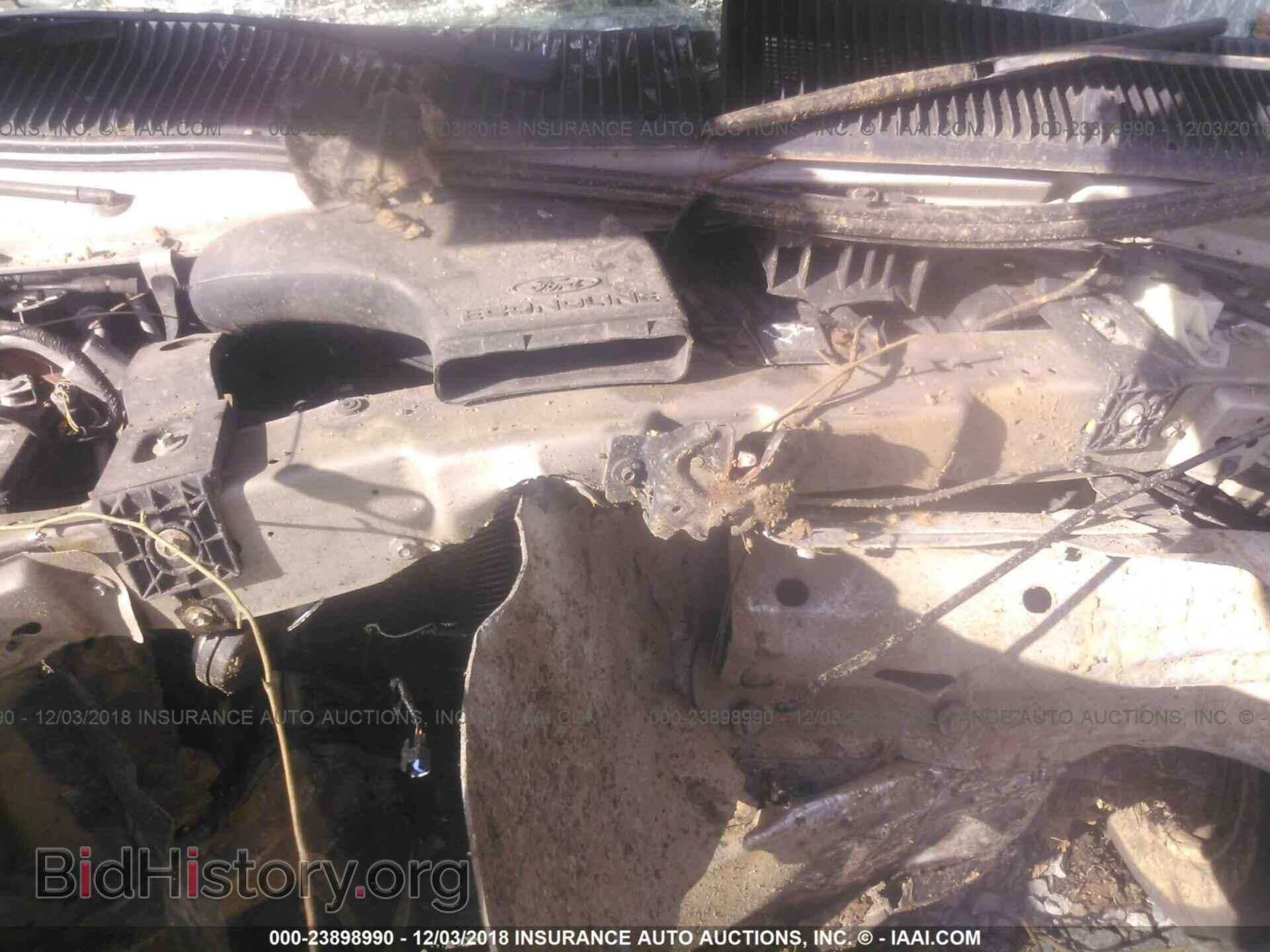 2011 Ford Econoline - VIN: 1FBNE3BL0BDB39237 - Фото 10