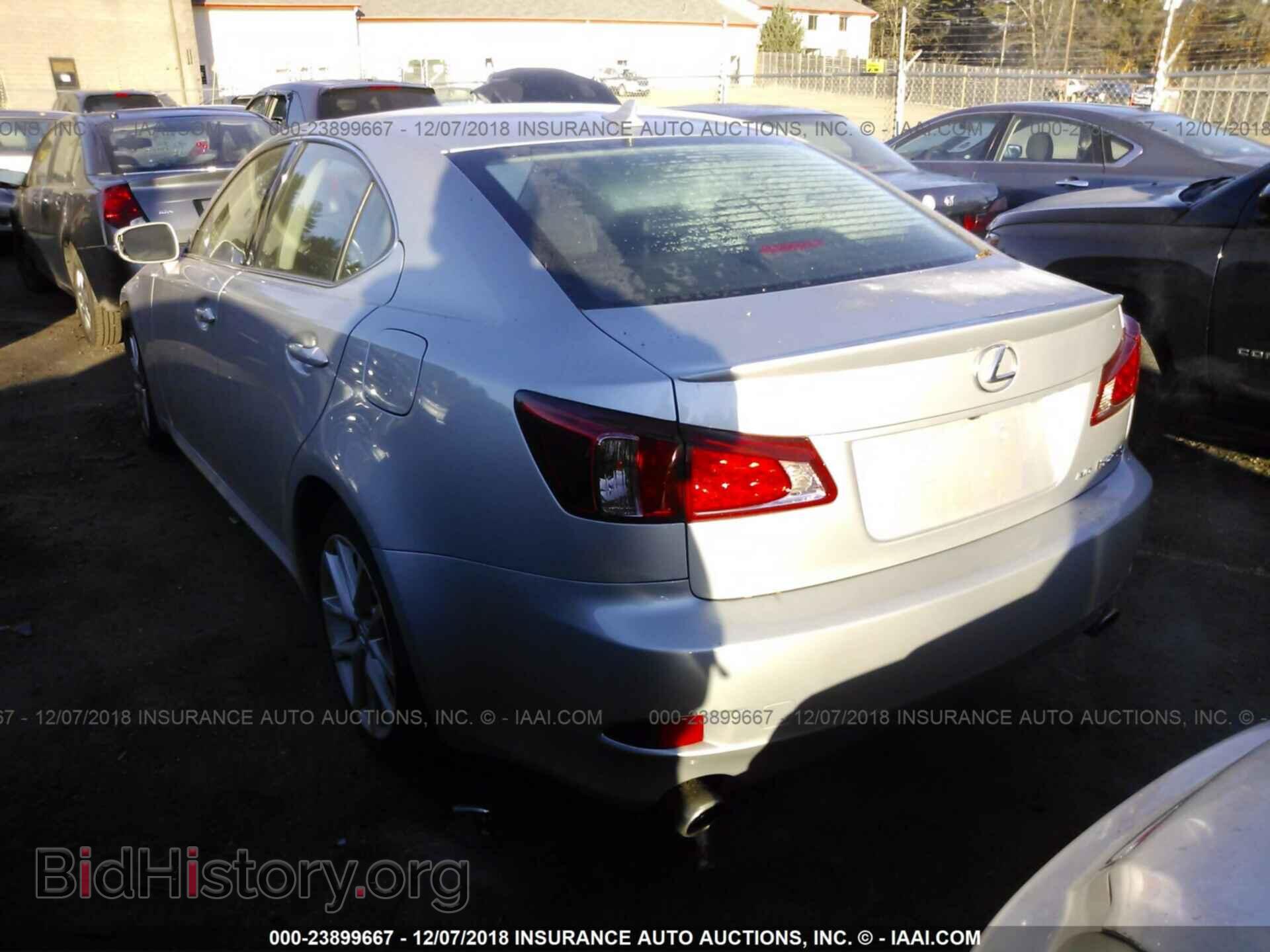 2011 Lexus Is - VIN: JTHCF5C28B5048839 - Photo 3