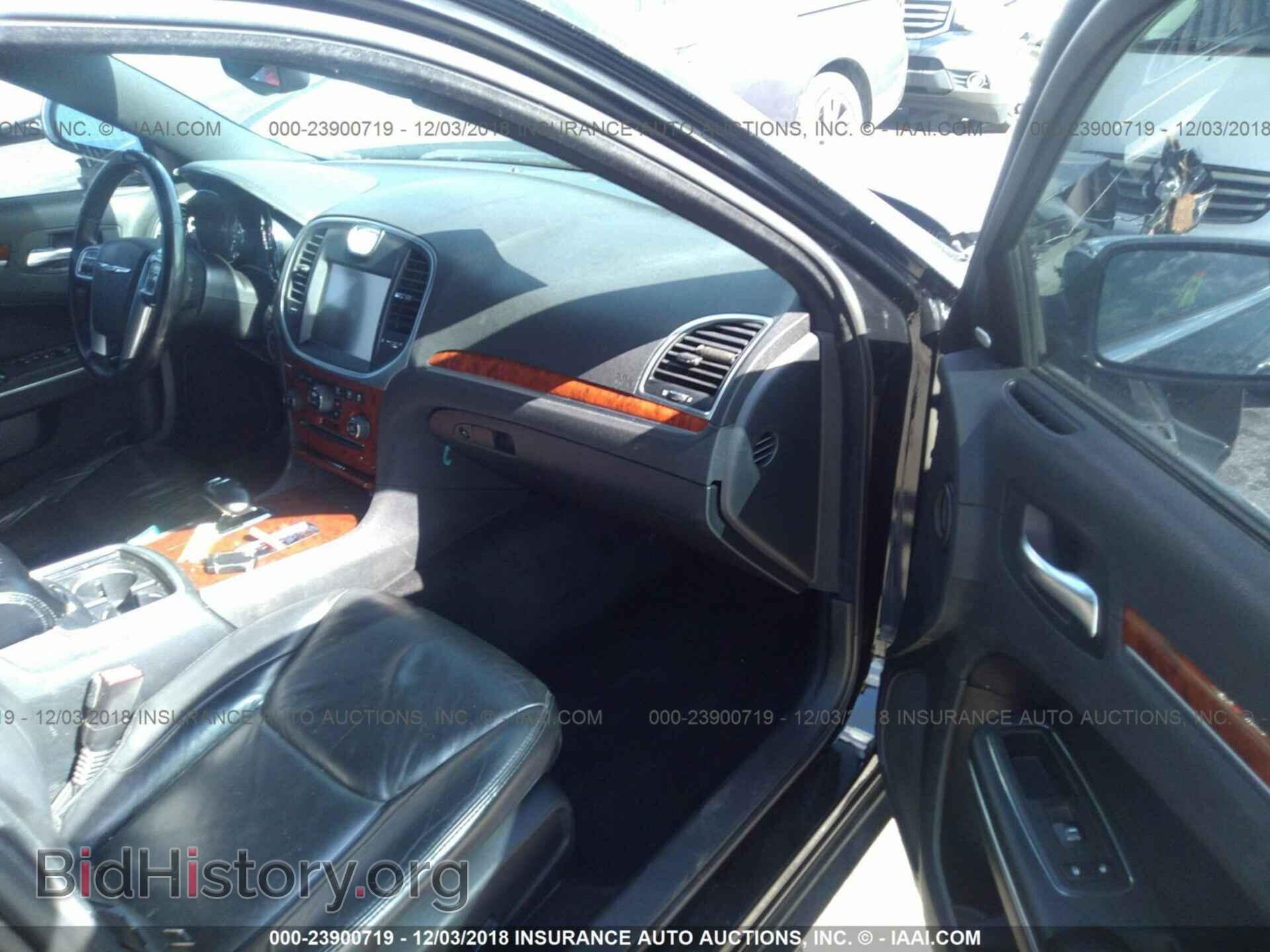 2012 CHRYSLER 300 - VIN: 2C3CCACG0CH308714 - Фото 5
