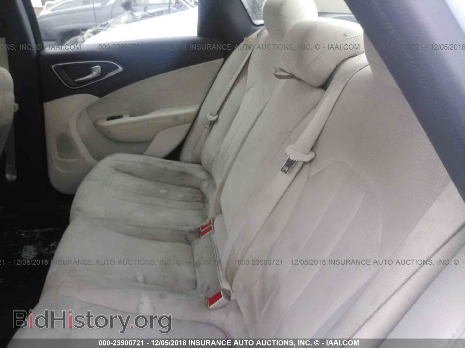 2016 CHRYSLER 200 - VIN: 1C3CCCAB9GN126302 - Photo 8