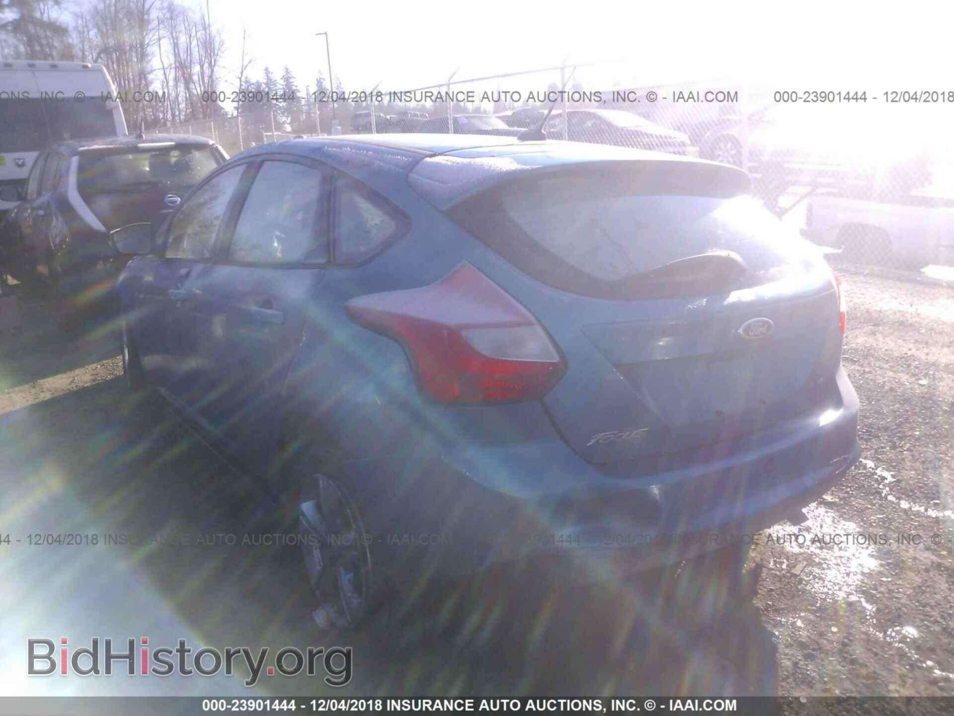 2014 Ford Focus - VIN: 1FADP3K2XEL139416 - Photo 3