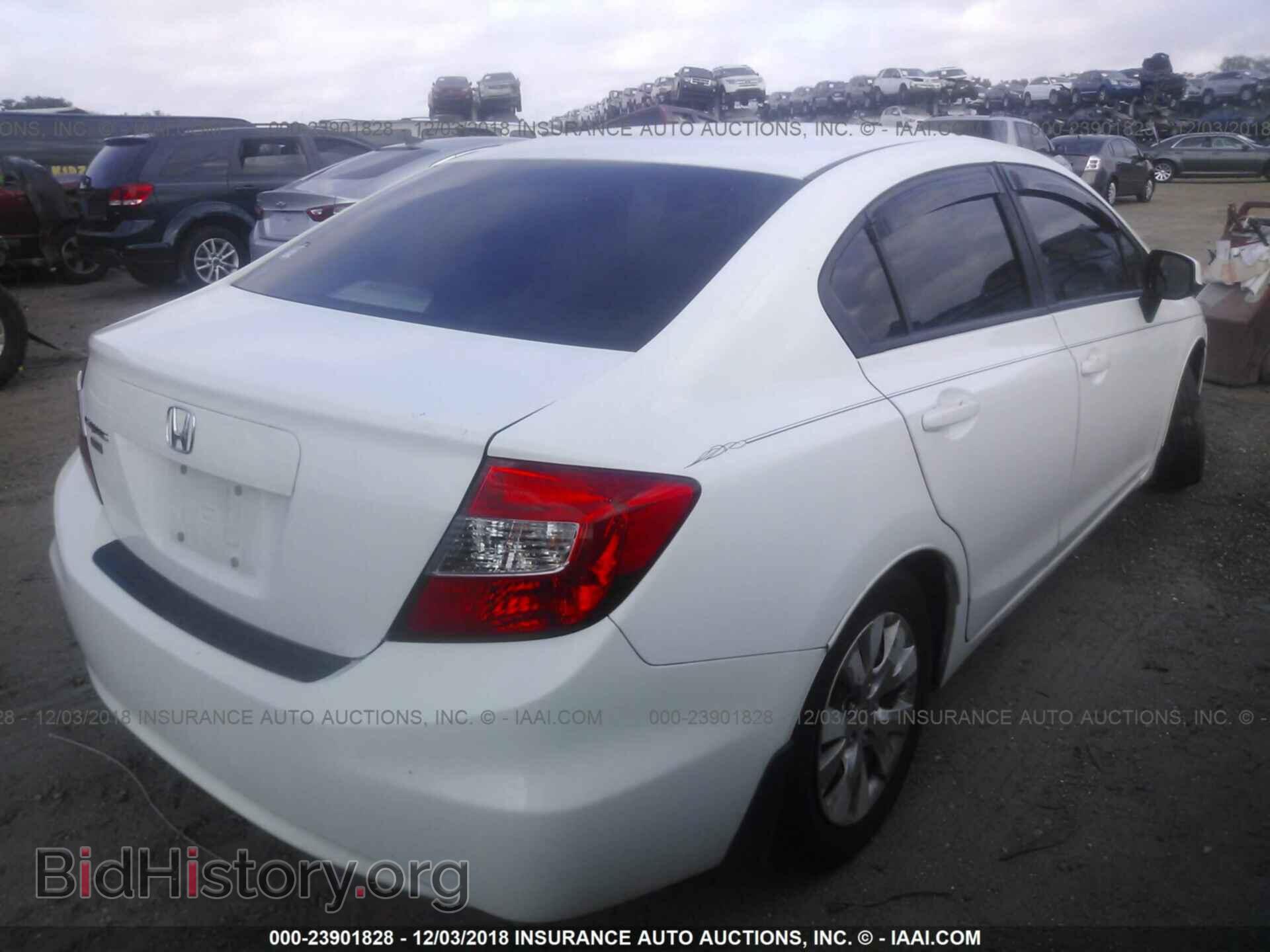 2012 Honda Civic - VIN: 19XFB2F52CE107842 - Photo 4