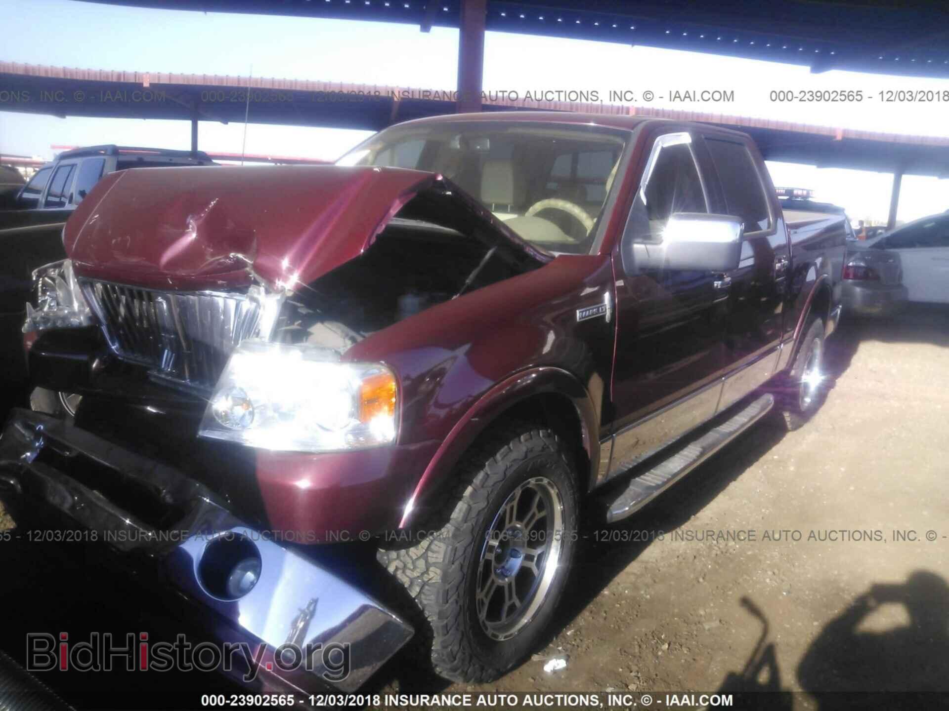 2006 LINCOLN MARK LT - VIN: 5LTPW16596FJ17374 - Фото 2