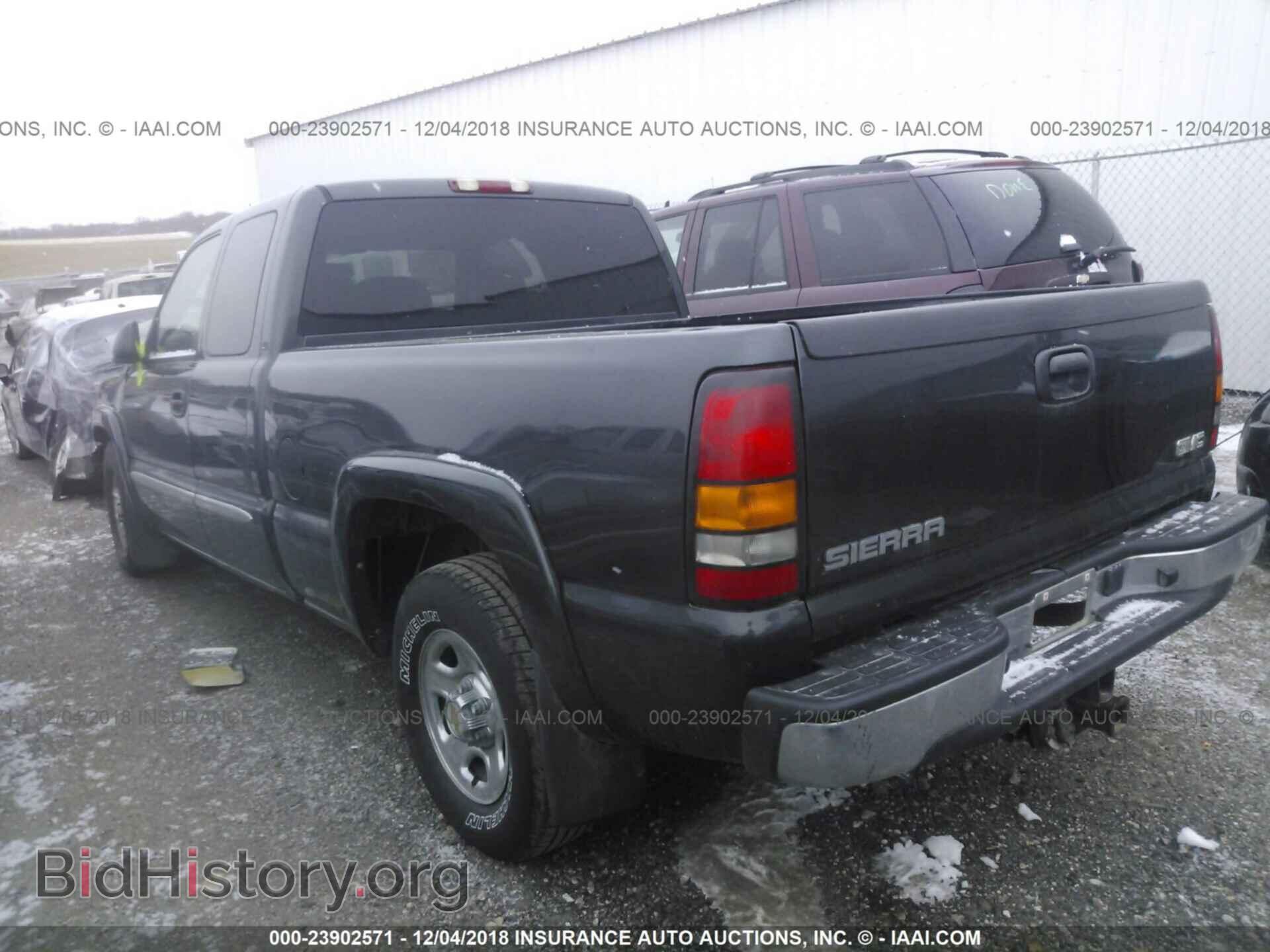 2004 GMC NEW SIERRA - VIN: 2GTEC19T241154350 - Фото 3