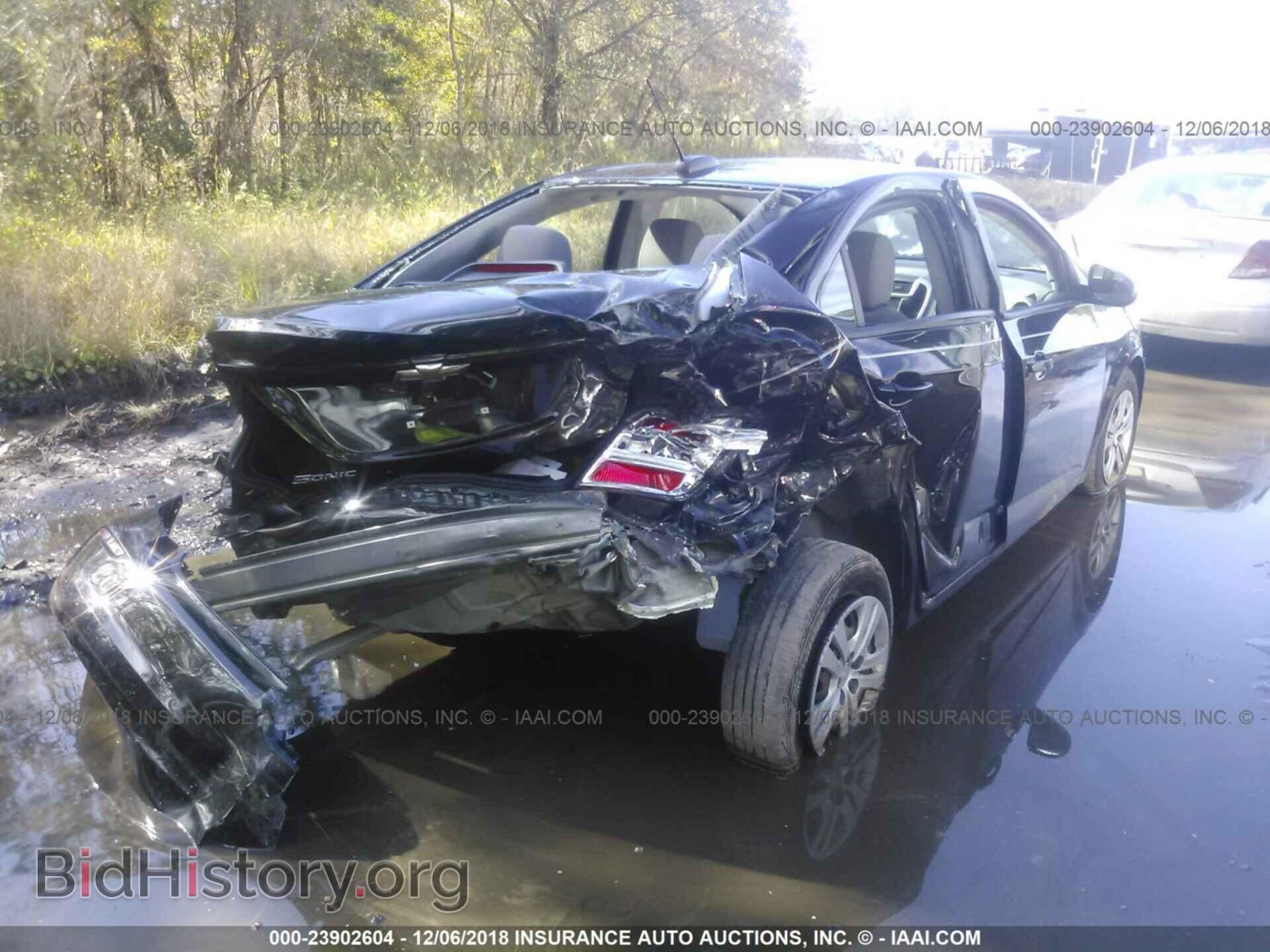 2017 Chevrolet Sonic - VIN: 1G1JB5SH7H4142017 - Фото 4