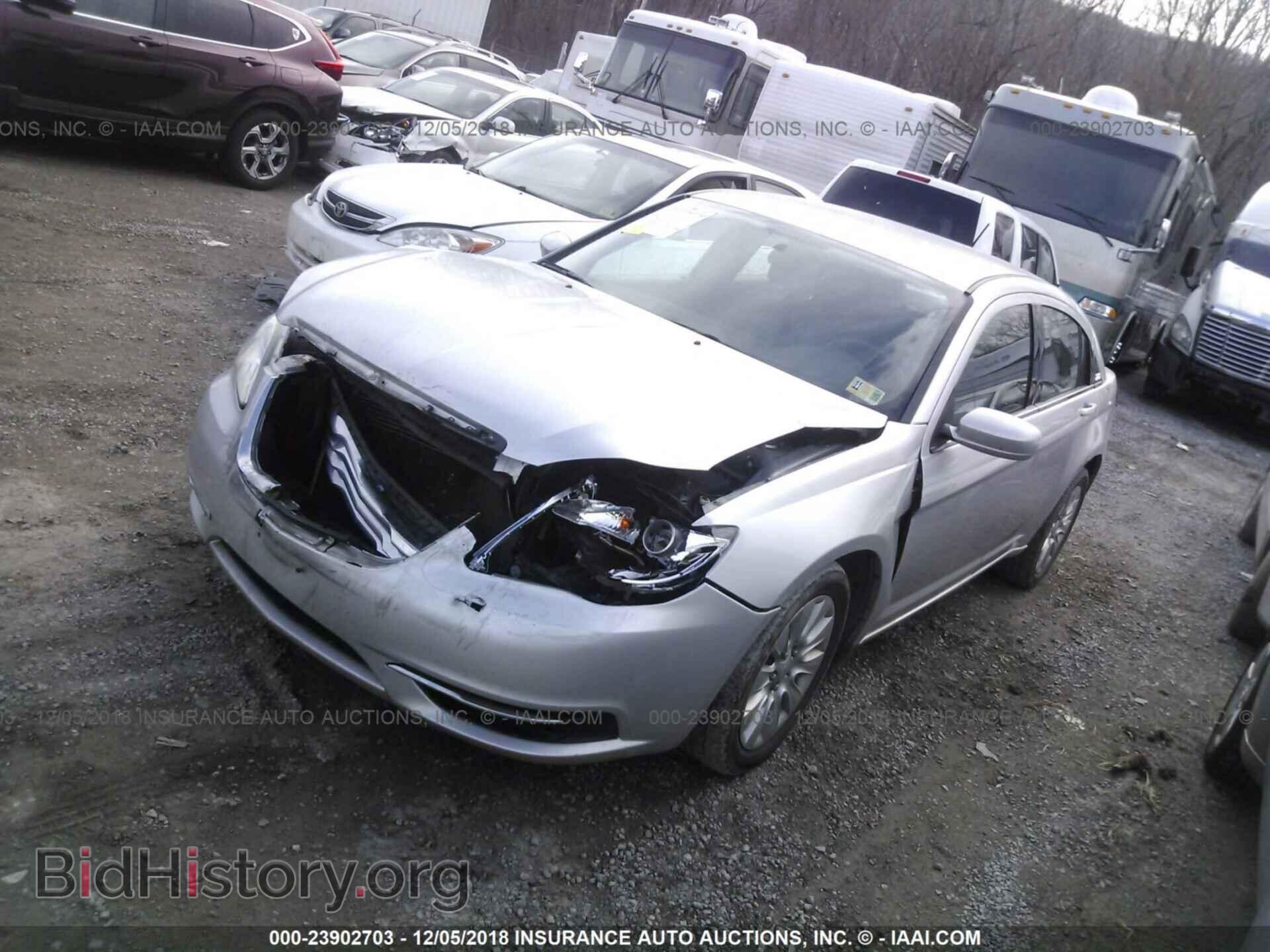 2012 CHRYSLER 200 - VIN: 1C3CCBAB6CN222909 - Фото 2