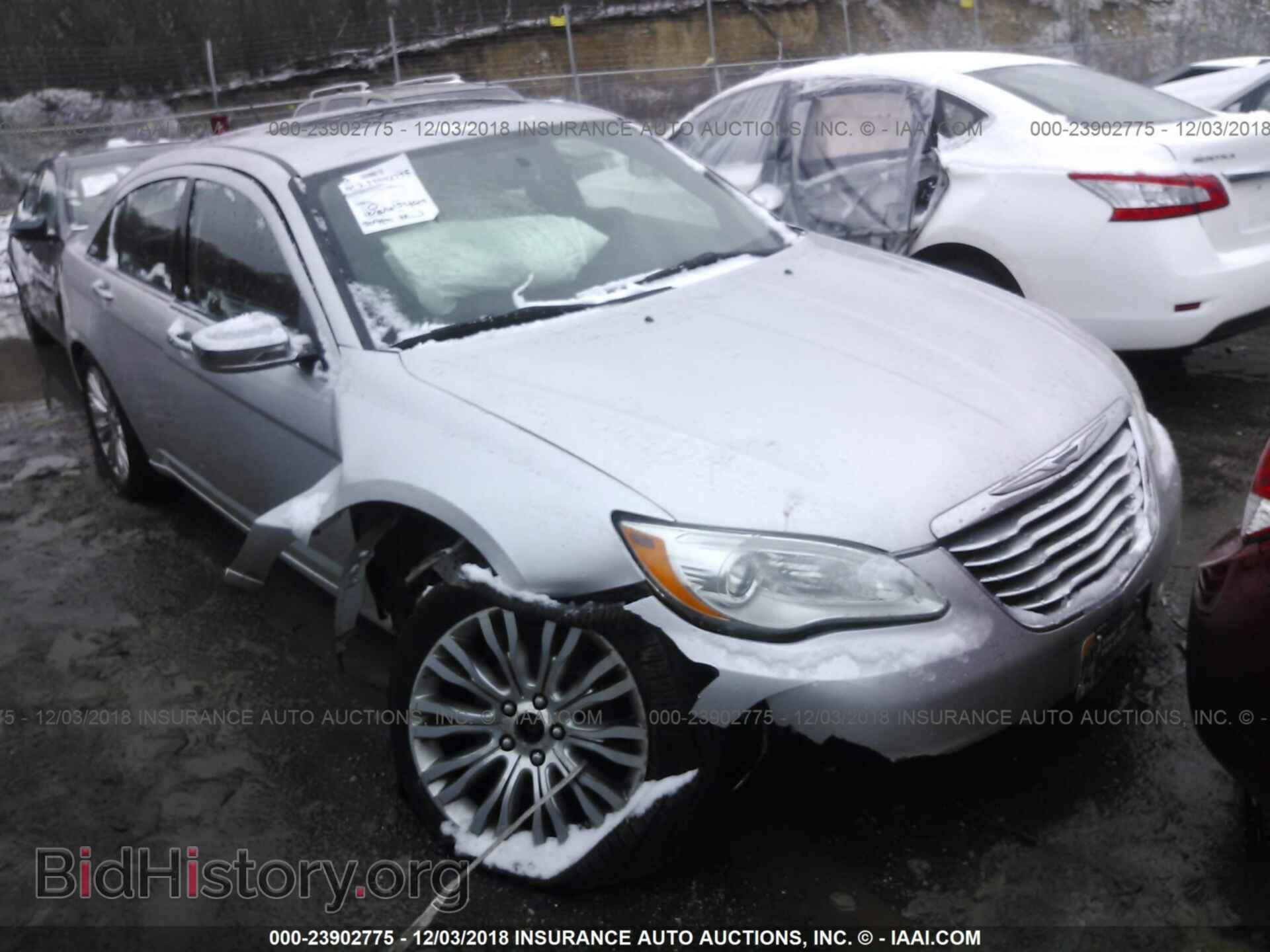 Photo 1C3BC2FG0BN570865 - CHRYSLER 200 2011