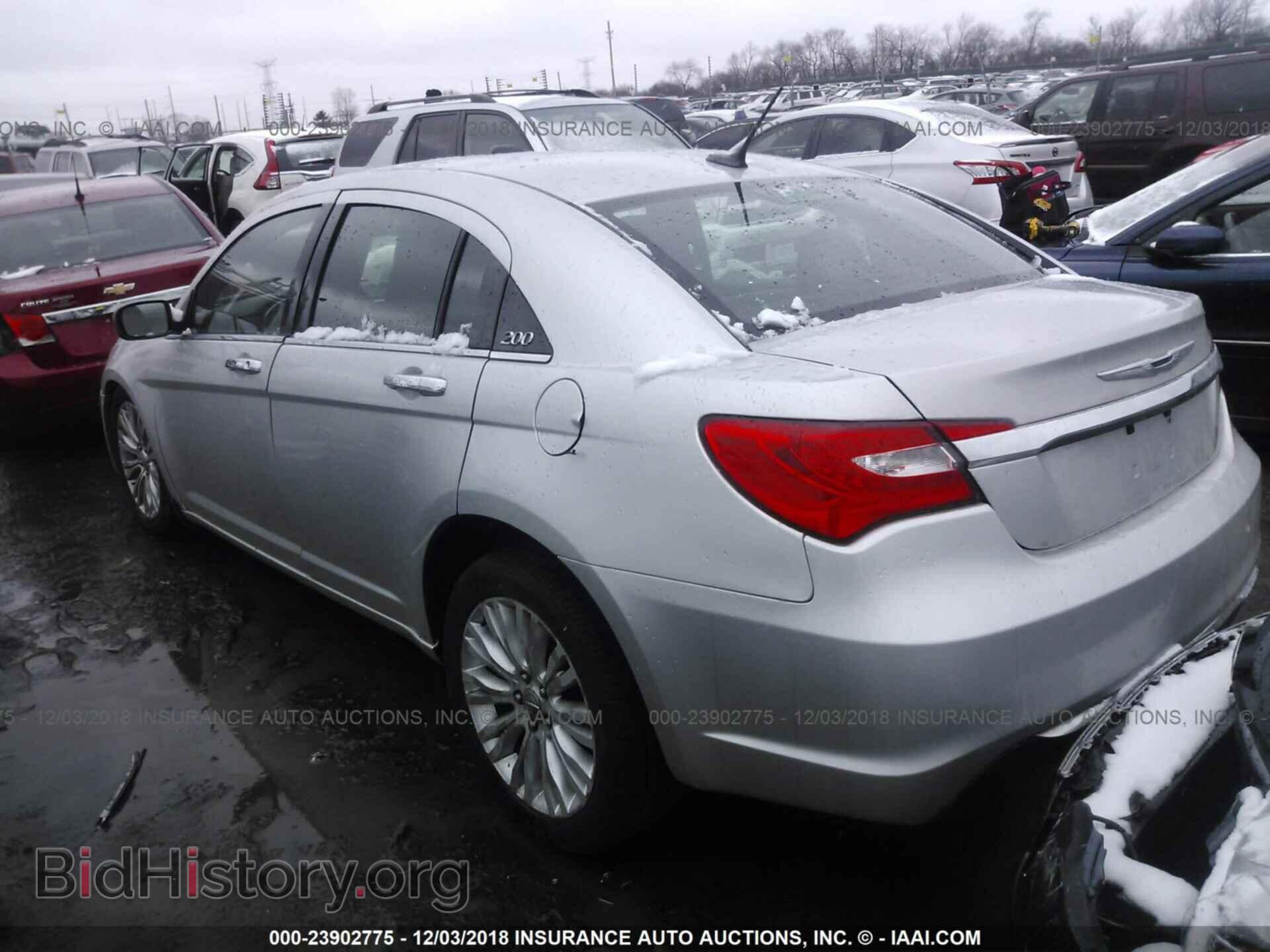 2011 CHRYSLER 200 - VIN: 1C3BC2FG0BN570865 - Photo 3