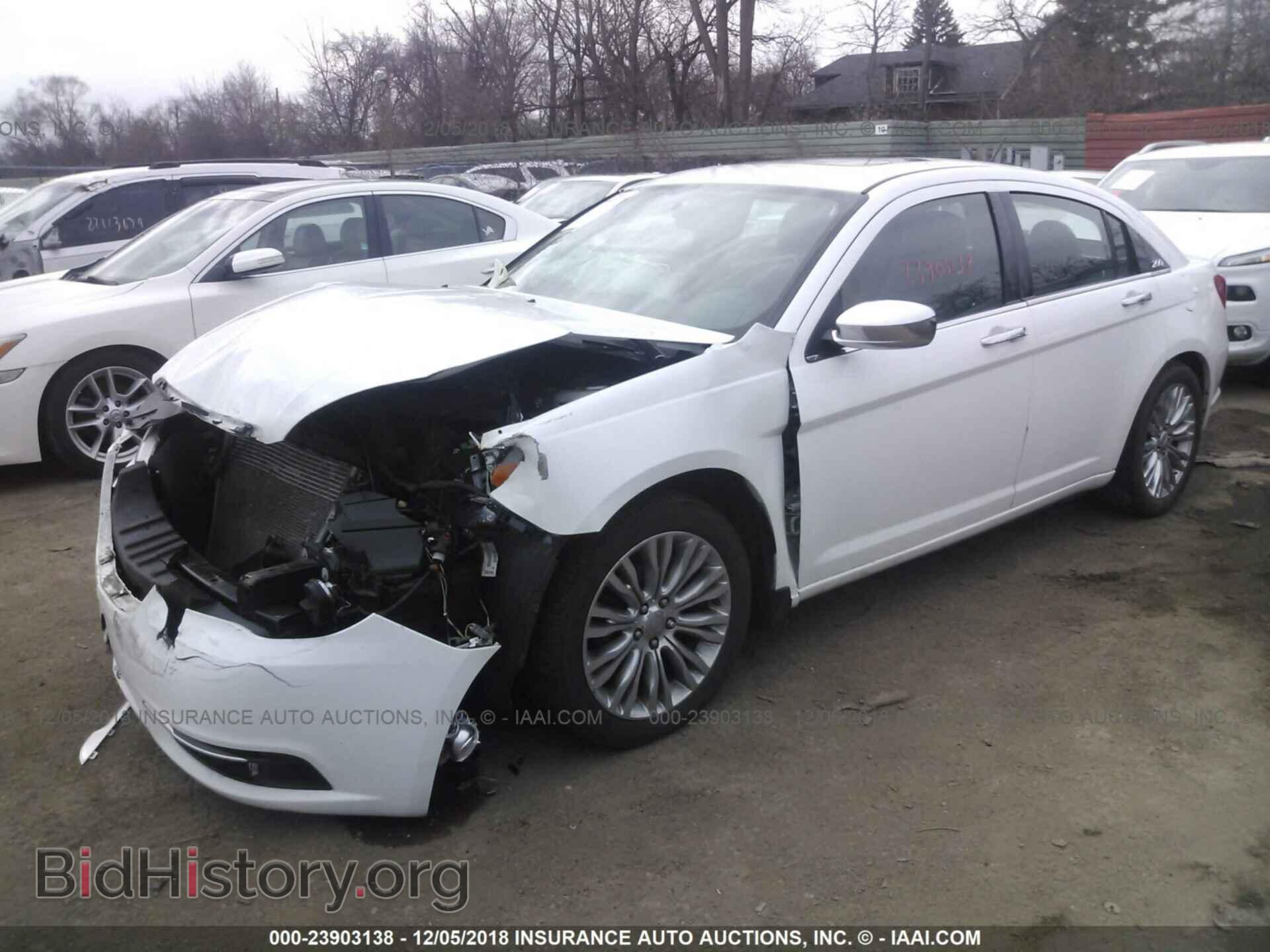 2012 CHRYSLER 200 - VIN: 1C3CCBCB5CN189768 - Фото 2