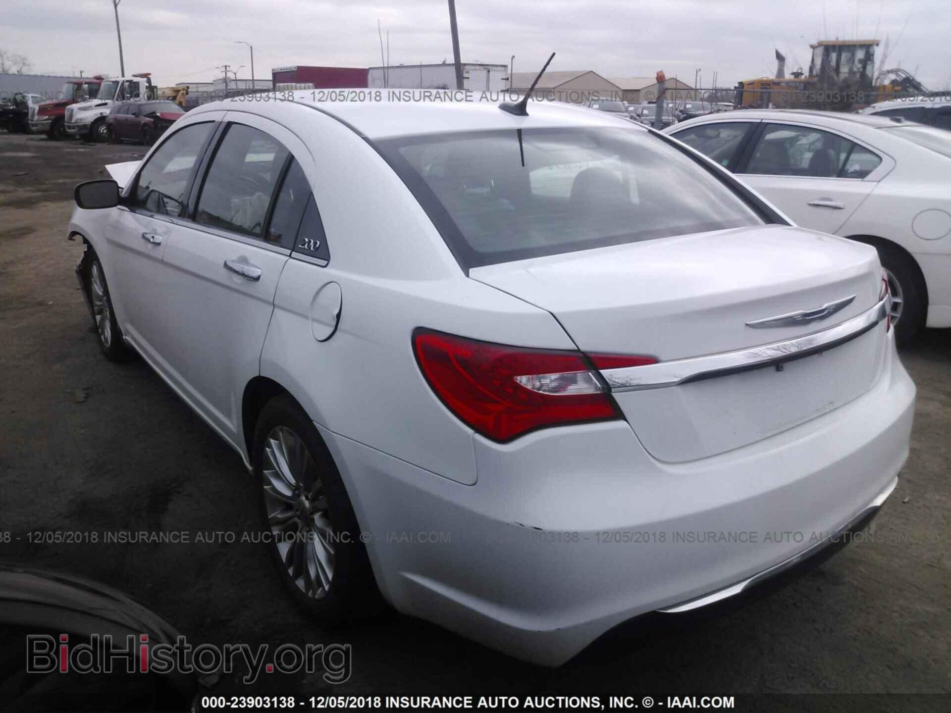 2012 CHRYSLER 200 - VIN: 1C3CCBCB5CN189768 - Фото 3