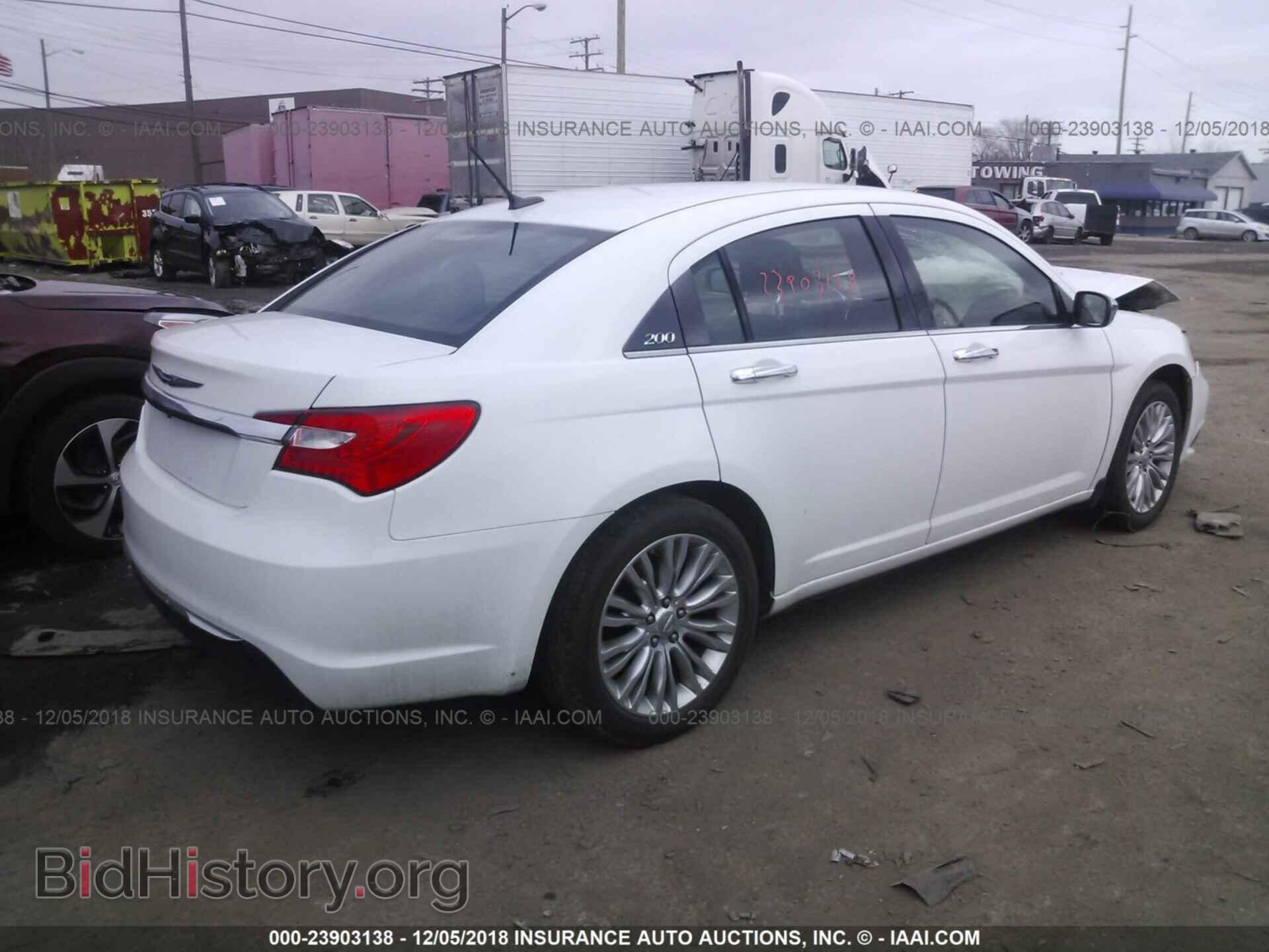 2012 CHRYSLER 200 - VIN: 1C3CCBCB5CN189768 - Фото 4
