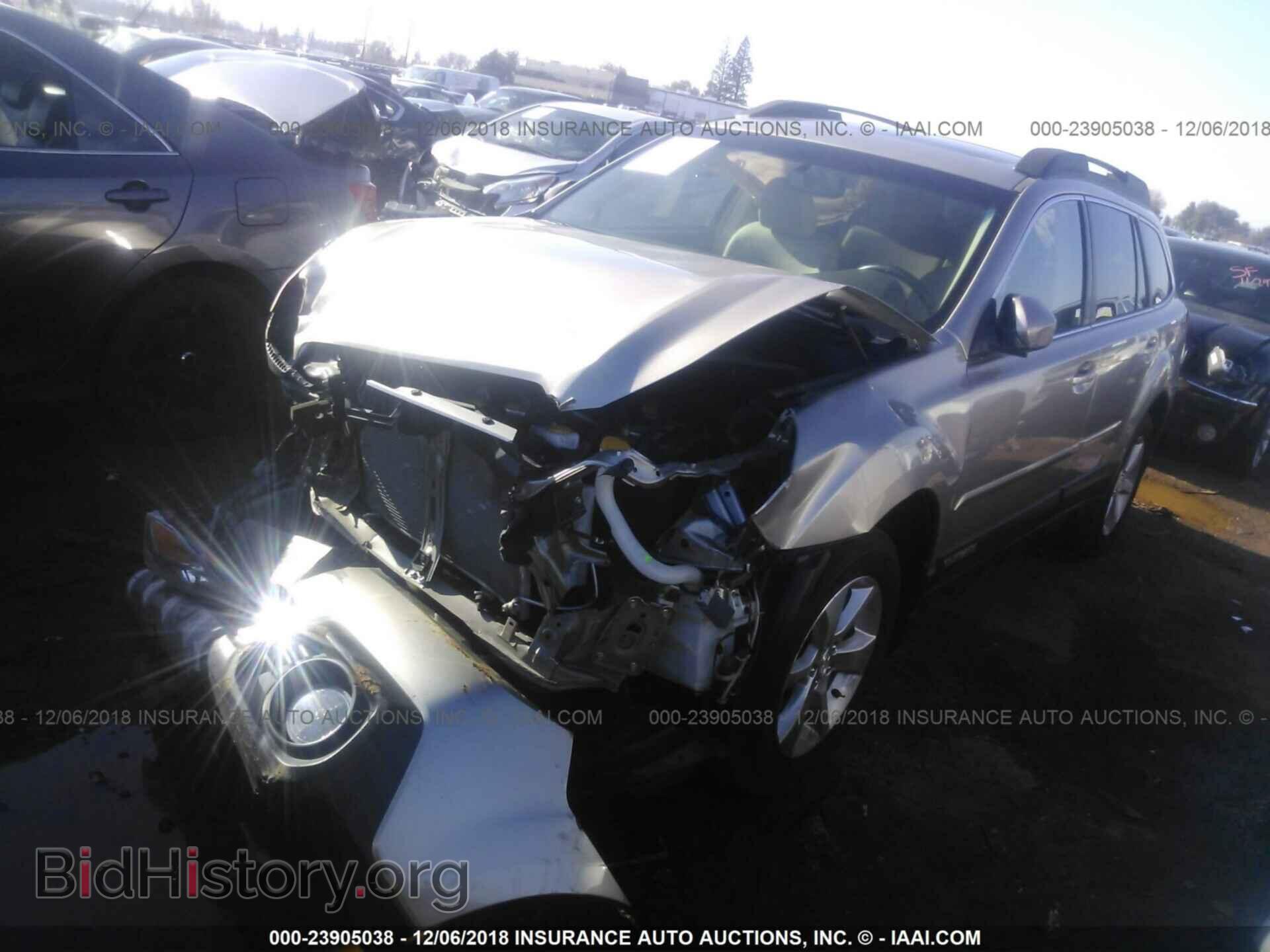 2014 SUBARU OUTBACK - VIN: 4S4BRBLC4E3252433 - Фото 2