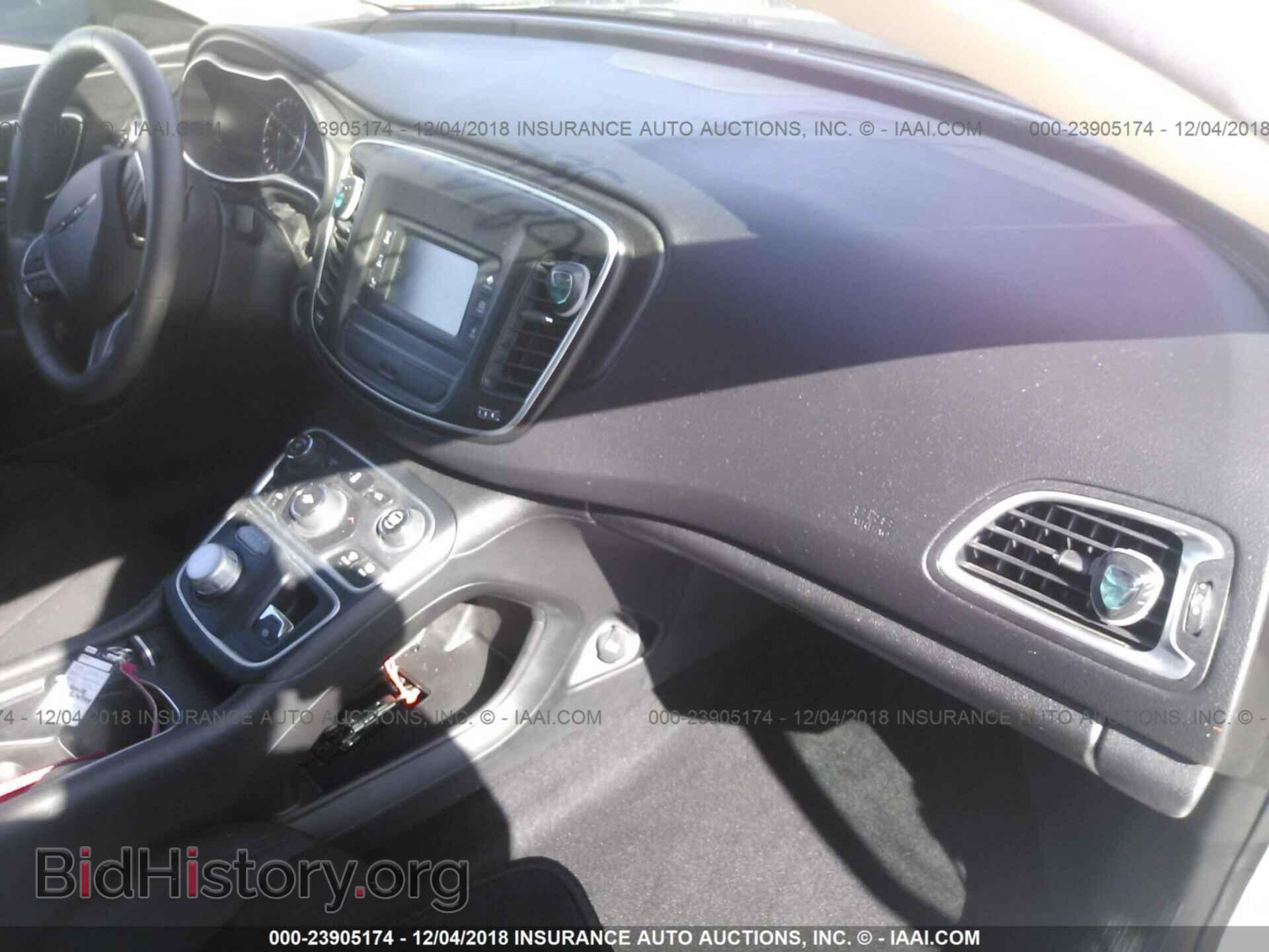 2016 CHRYSLER 200 - VIN: 1C3CCCAB2GN133186 - Фото 5