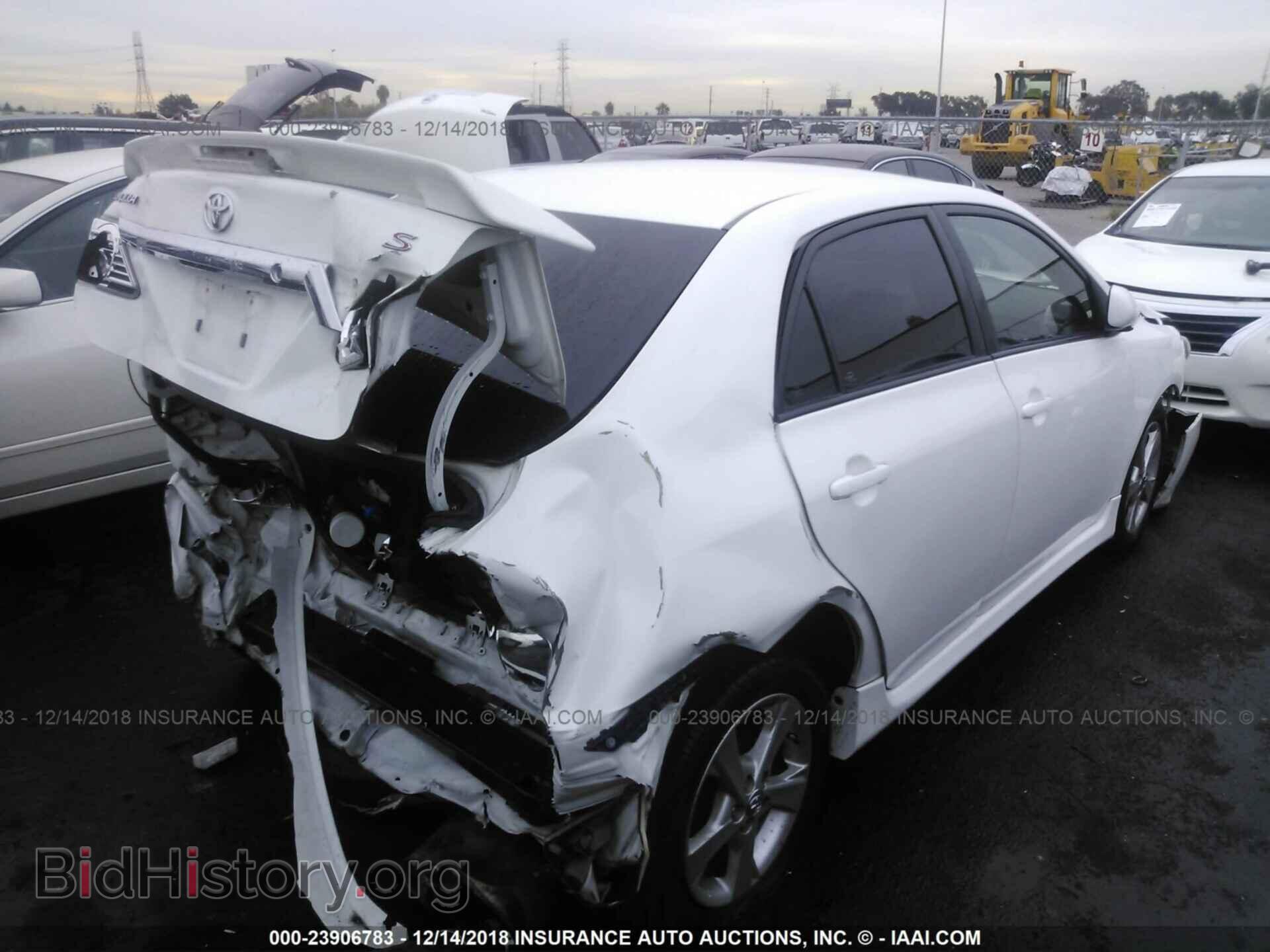 2011 Toyota Corolla - VIN: 2T1BU4EE3BC600075 - Фото 4
