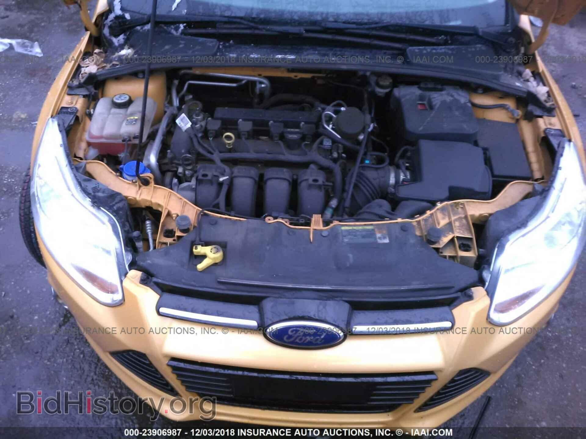 2012 Ford Focus - VIN: 1FAHP3K26CL210318 - Photo 10