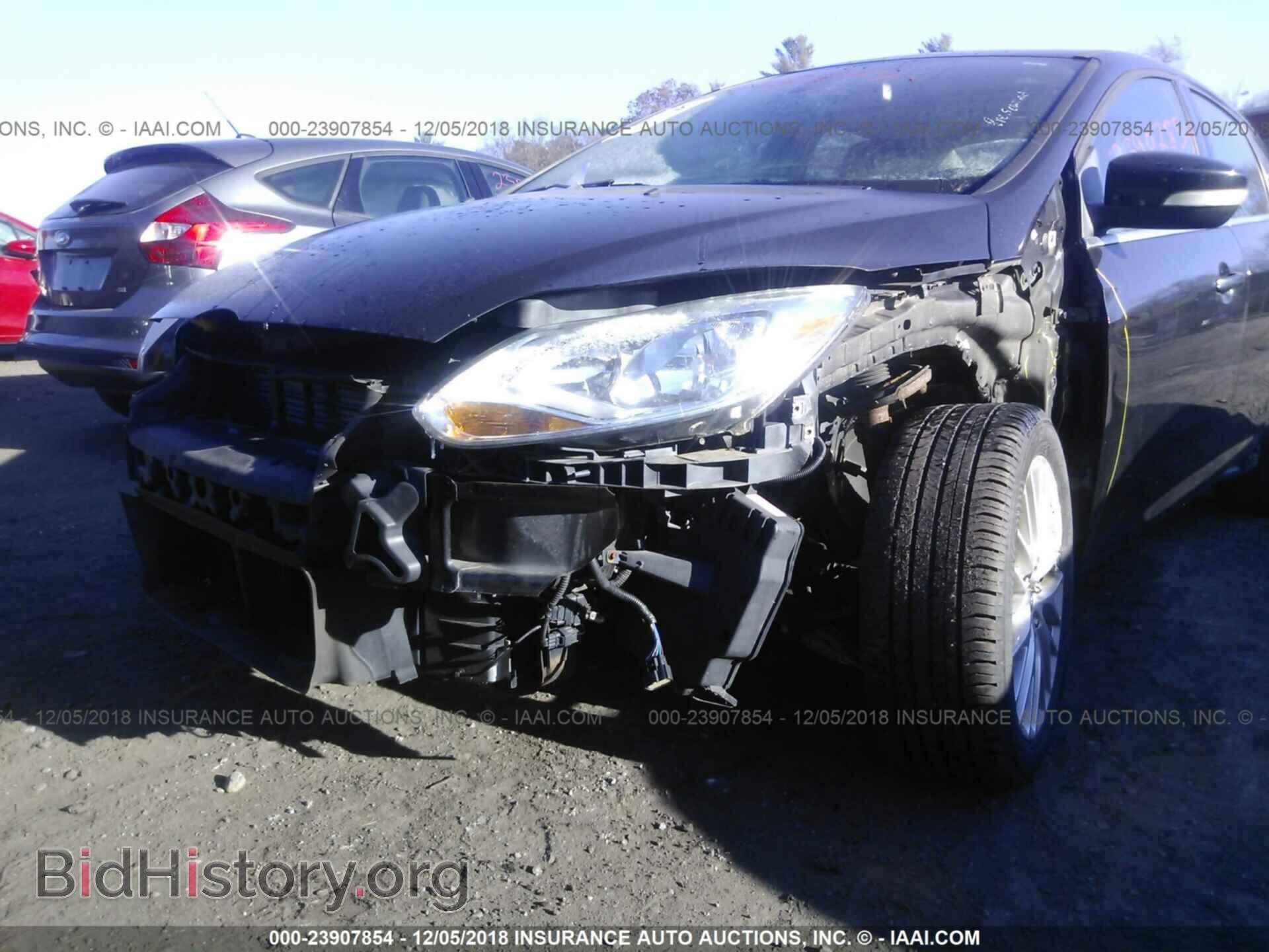 2012 Ford Focus - VIN: 1FAHP3H2XCL393424 - Photo 6