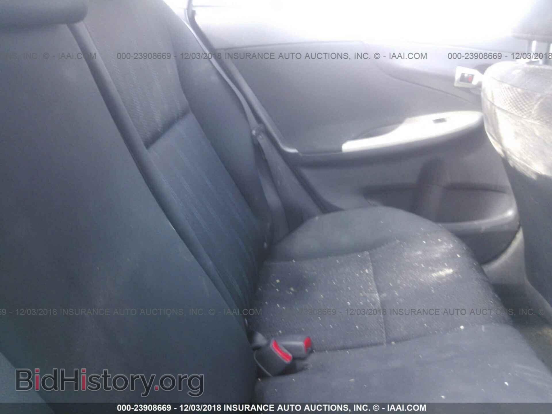 2011 TOYOTA COROLLA - VIN: 2T1BU4EE1BC610040 - Фото 8