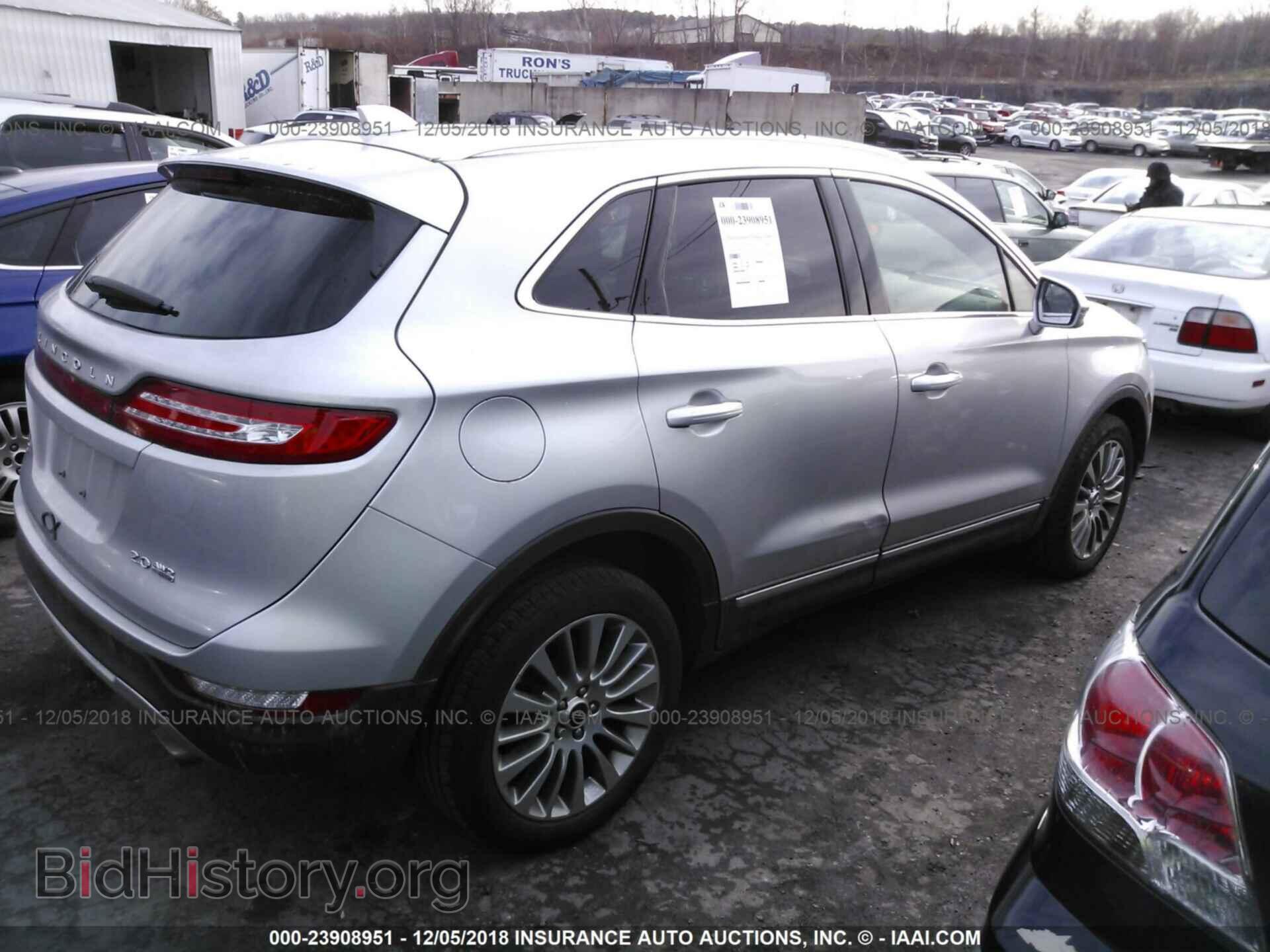 2016 LINCOLN MKC - VIN: 5LMCJ3D95GUJ31442 - Photo 4
