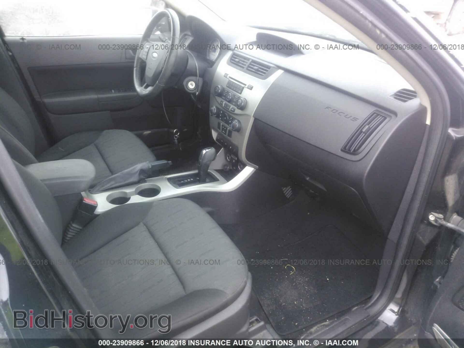 2009 FORD FOCUS - VIN: 1FAHP35N49W116418 - Фото 5