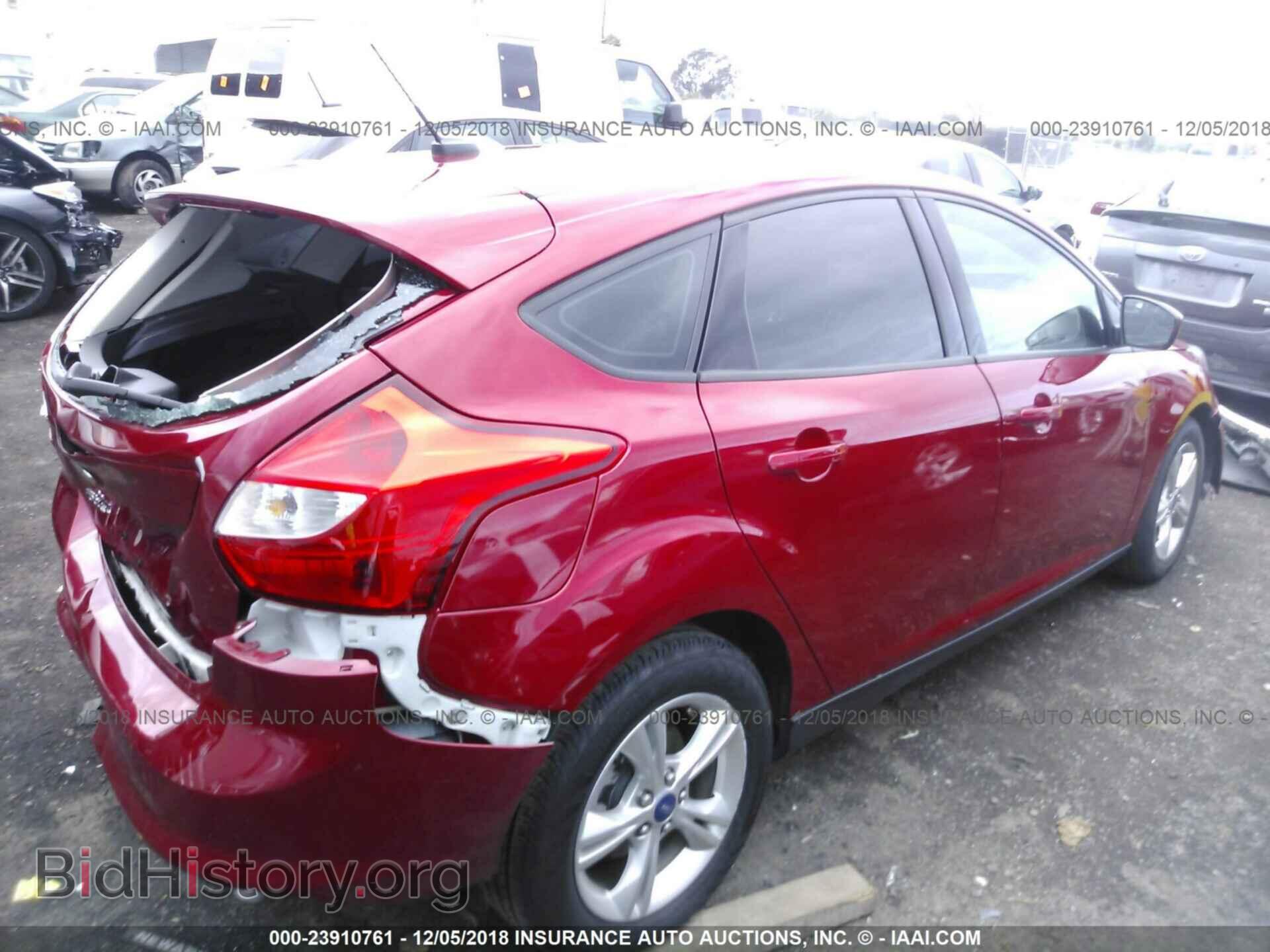 2012 Ford Focus - VIN: 1FAHP3K24CL244371 - Photo 4