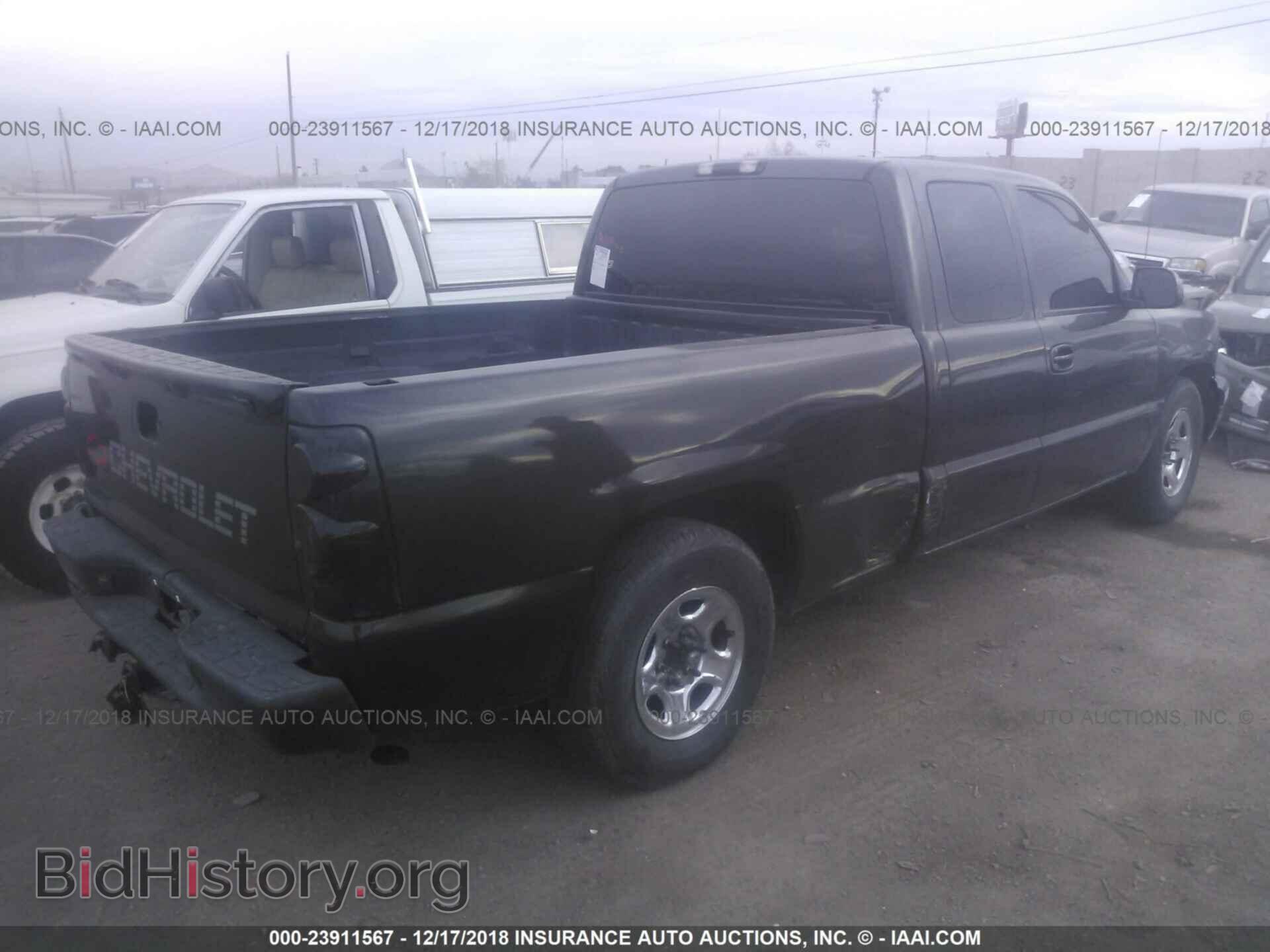 2005 CHEVROLET SILVERADO - VIN: 2GCEC19V051259892 - Фото 4
