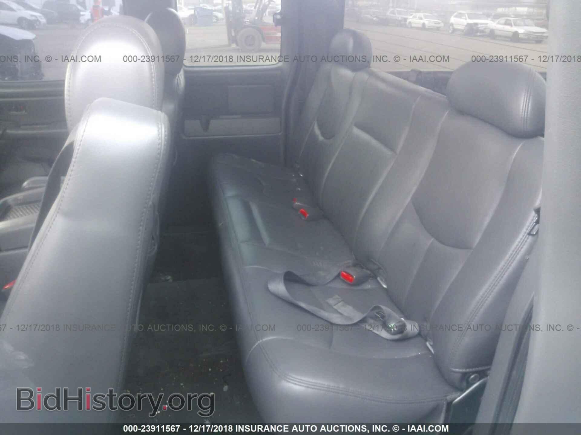 2005 CHEVROLET SILVERADO - VIN: 2GCEC19V051259892 - Фото 8