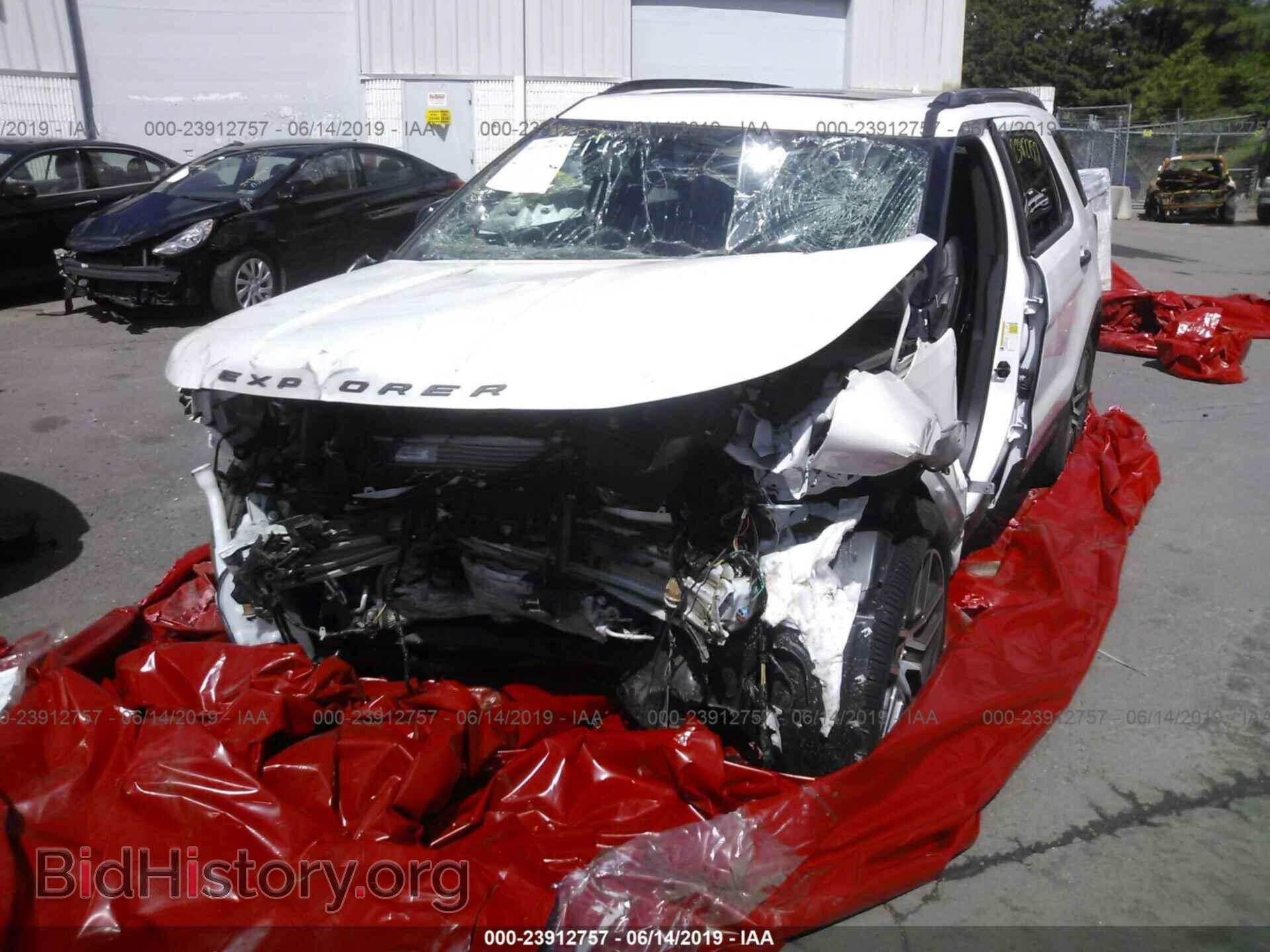 2018 Ford Explorer - VIN: 1FM5K8GT5JGC02027 - Фото 6