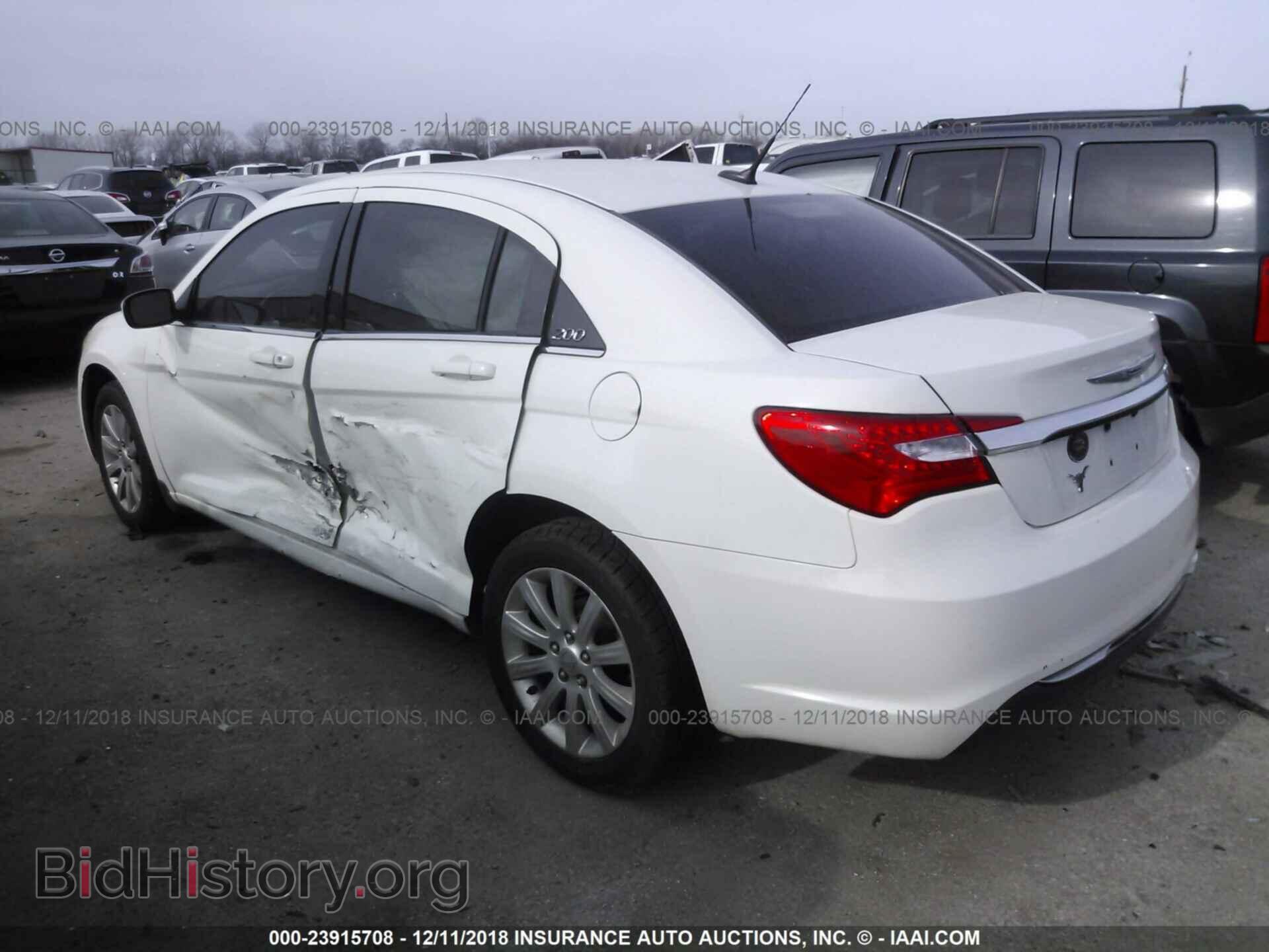 2011 CHRYSLER 200 - VIN: 1C3BC1FB0BN514035 - Фото 3