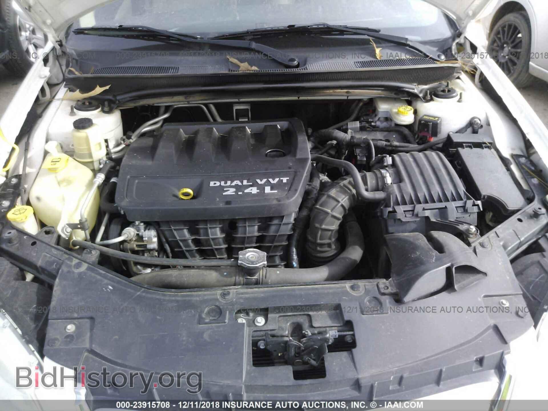 2011 CHRYSLER 200 - VIN: 1C3BC1FB0BN514035 - Фото 10