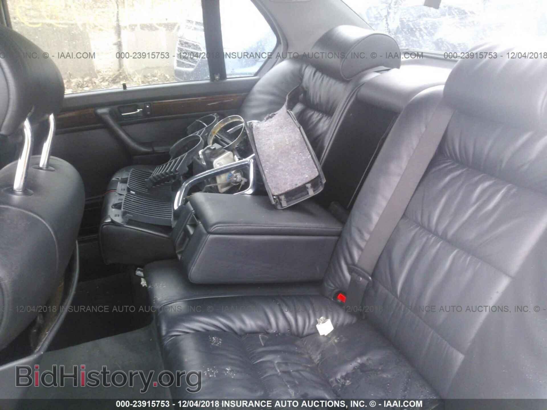 1993 BMW 750 - VIN: WBAGC8328PDC81596 - Фото 8