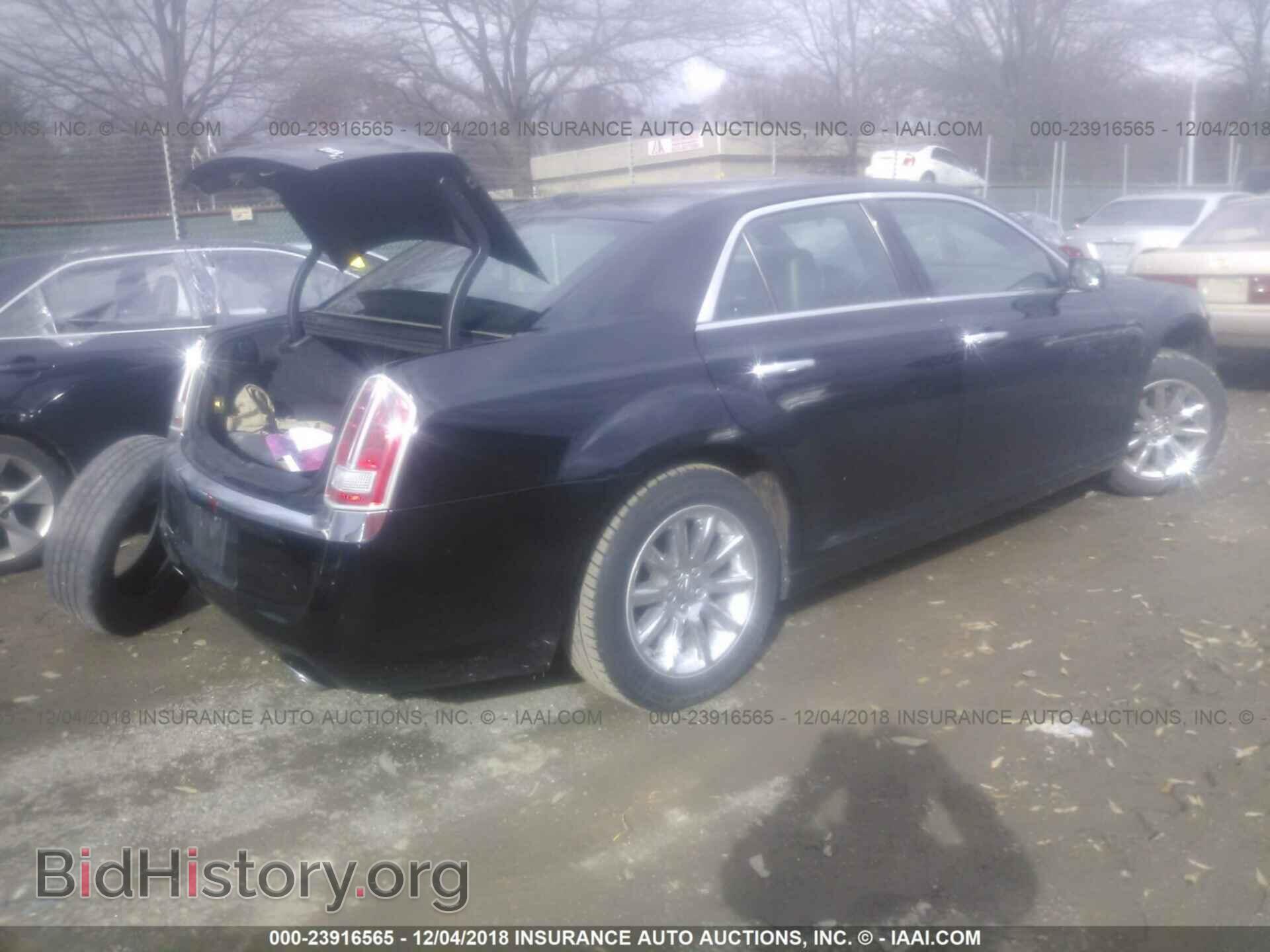 2013 CHRYSLER 300C - VIN: 2C3CCAET7DH585226 - Фото 4