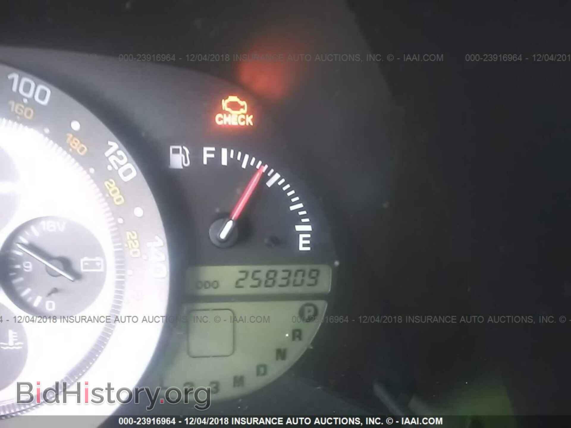2001 LEXUS IS - VIN: JTHBD182110023280 - Photo 7